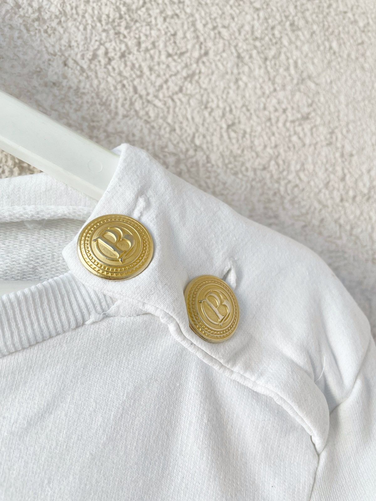 Pierre Balmain Pierre Balmain Big Logo White Women Sweatshirt Size 40/L Size L / US 10 / IT 46 - 6 Thumbnail