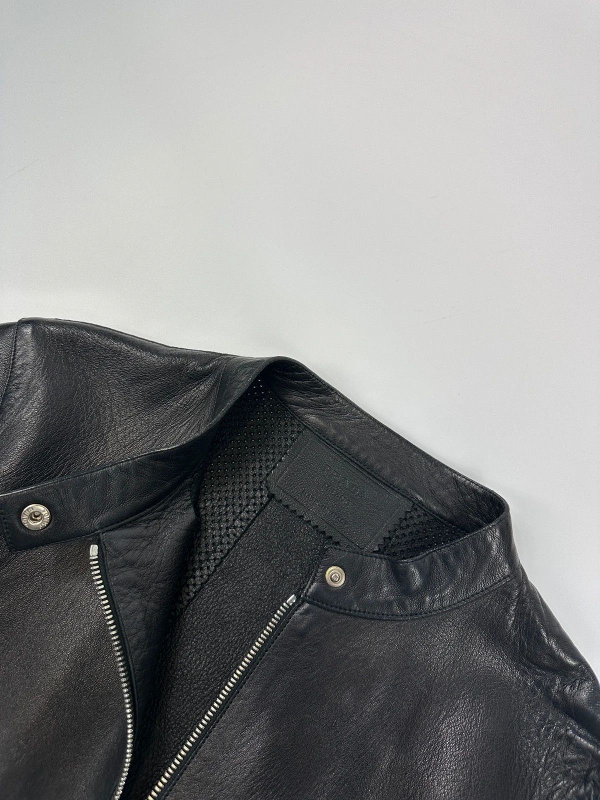 Prada Prada Milano FW1999 Black Perforated Leather Jacket Size S / US 4 / IT 40 - 12 Thumbnail
