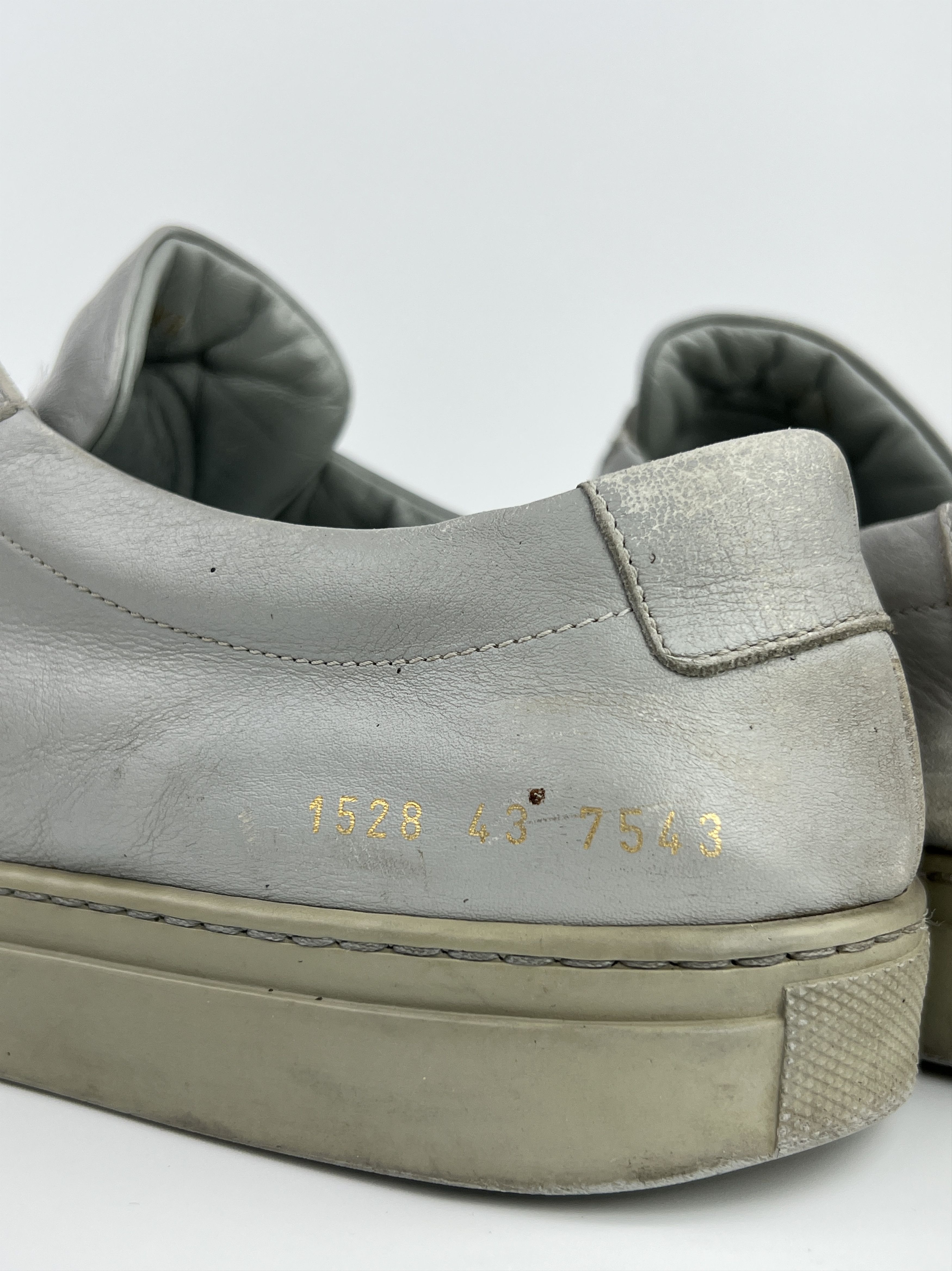 Common Projects Common Projects Achilles Low Top Gray Leather Sneakers Size US 10 / EU 43 - 7 Thumbnail