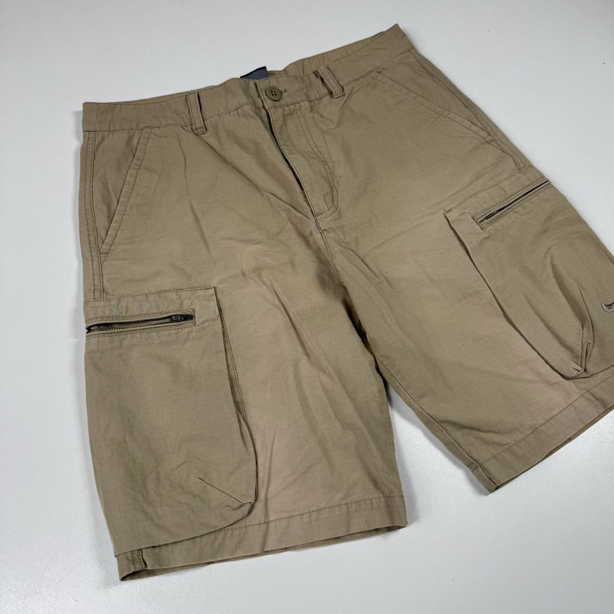 Nike × Vintage vintage 90s nike cargo shorts Size US 32 / EU 48 - 2 Thumbnail