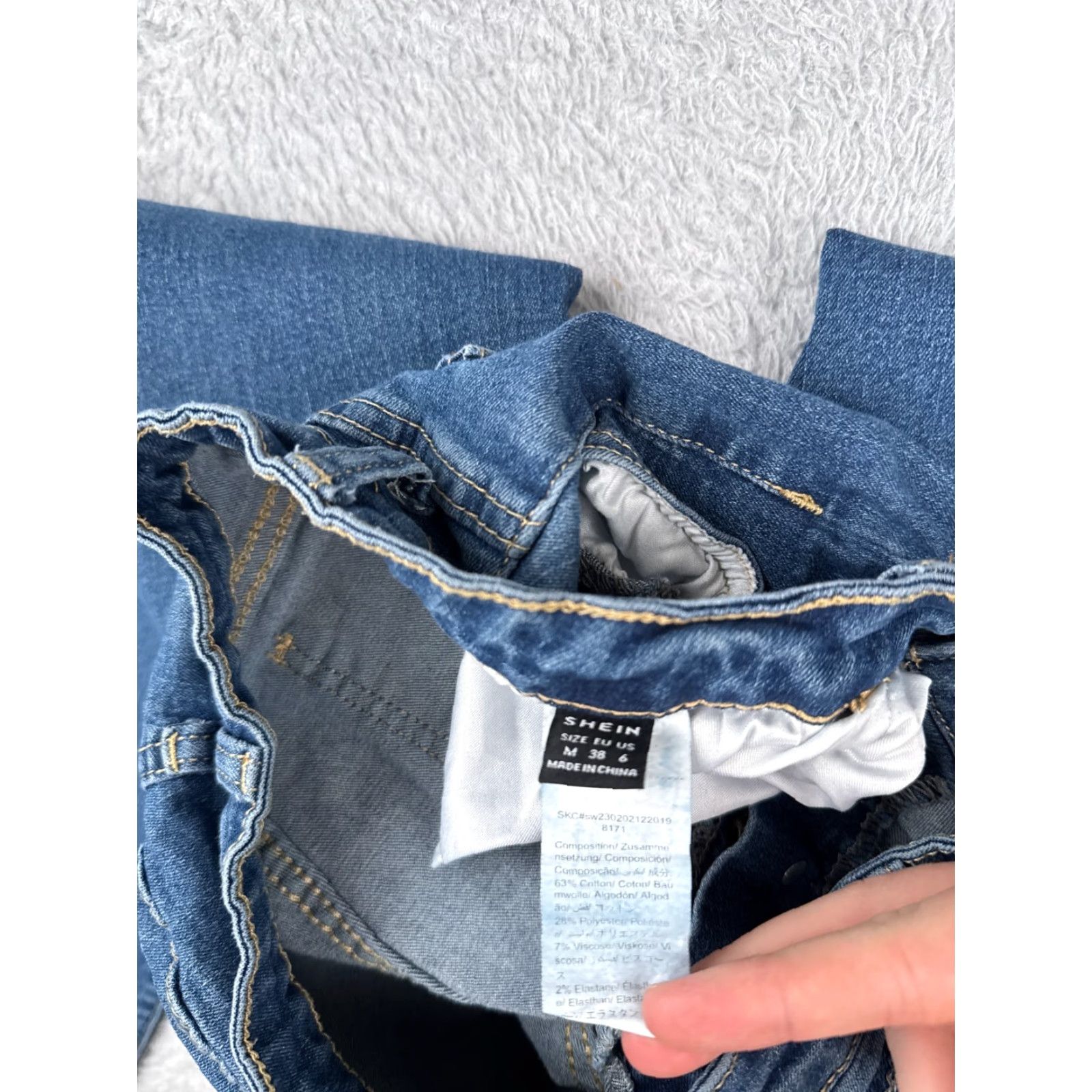 Shein Vintage Shein Women's Jeans Bootcut Size 2 Regular Mid Rise Dark Blue Denim Cotton Blend Size 26" / US 2 / IT 38 - 7 Thumbnail