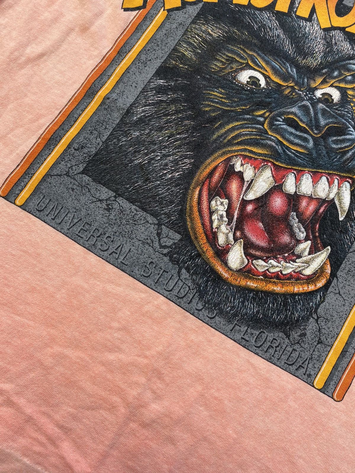 Universal Studios × Vintage Vintage Konfrontation King Kong Overprint 90s T-Shirt Size US L / EU 52-54 / 3 - 9 Thumbnail
