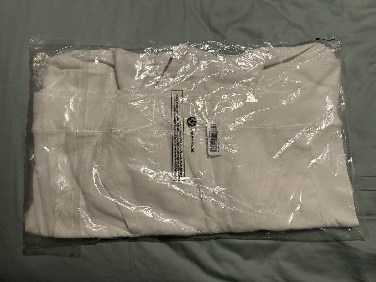 Supreme Supreme SS23 Motion Logo Hoodie White Size Medium Size US M / EU 48-50 / 2 - 17 Thumbnail
