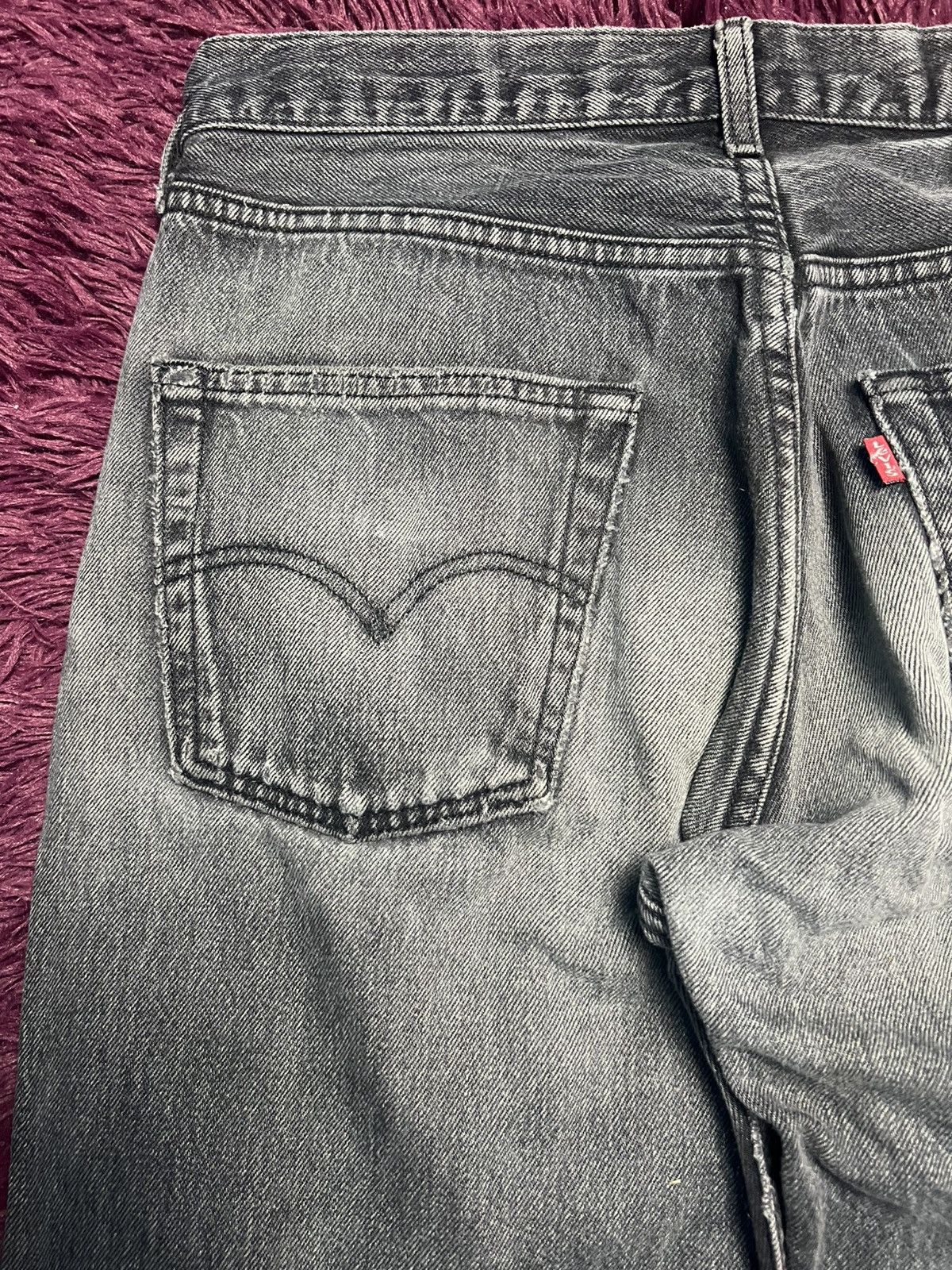 Levi's Vintage 90s Levi's 501 Distressed Denim Jeans (45) Size US 33 - 12 Thumbnail