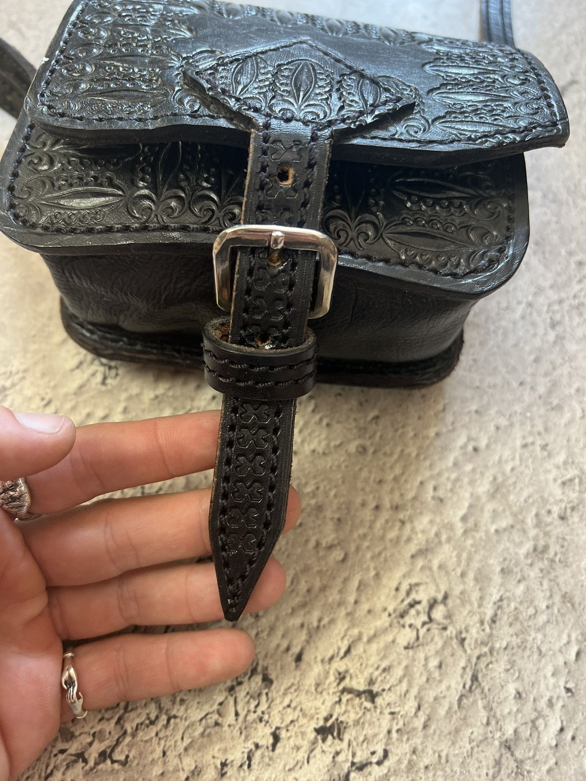 Japanese Brand VINTAGE Y2K LEATHER LGB STYLE KMRII LEATHER BAG Size ONE SIZE - 9 Thumbnail
