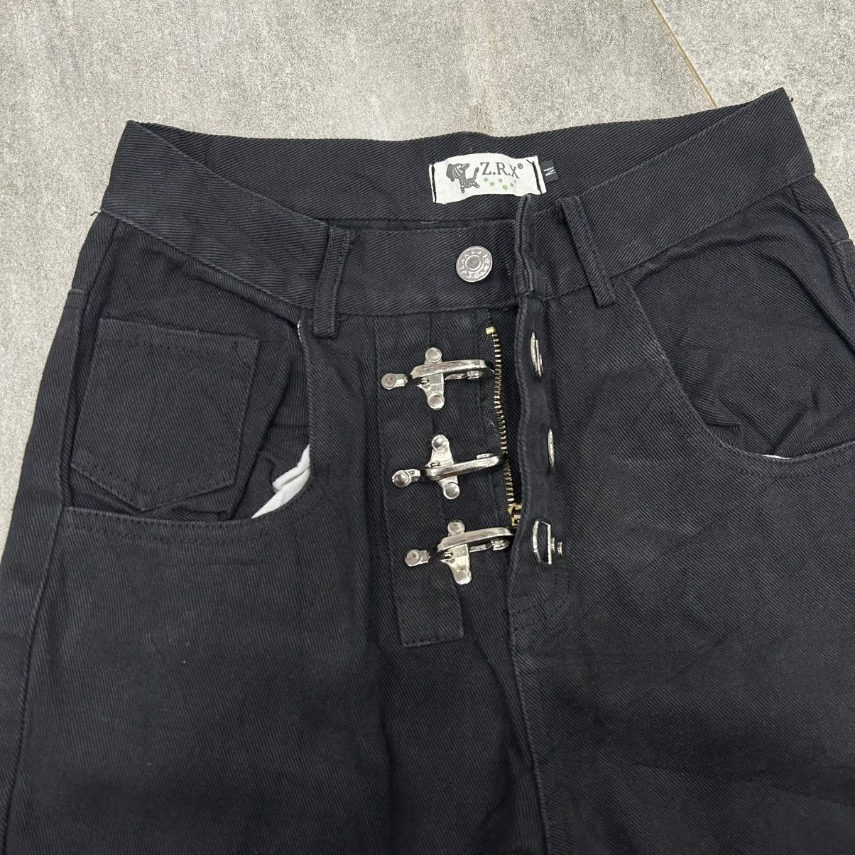 Japanese Brand MAD-Punk Buckle Black Jeans Size US 27 - 10 Thumbnail