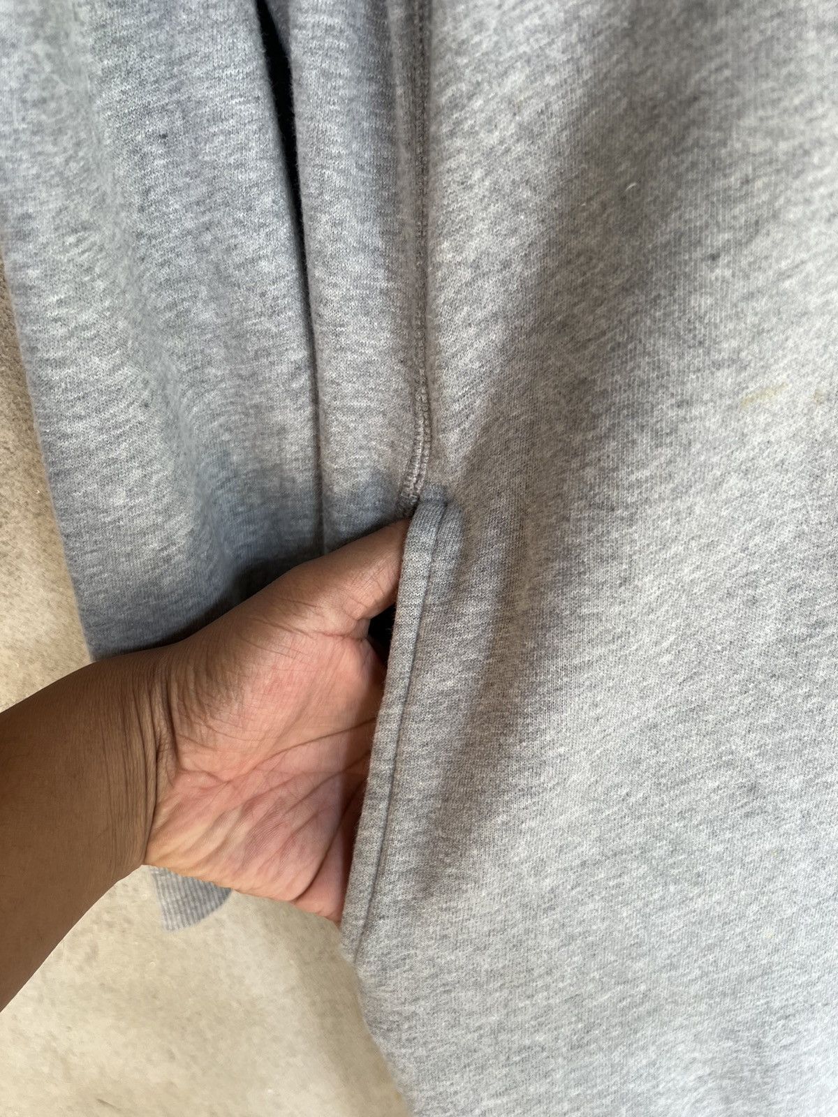 Champion Vintage Champion Big Logo Sweatshirt Size M / US 6-8 / IT 42-44 - 7 Thumbnail