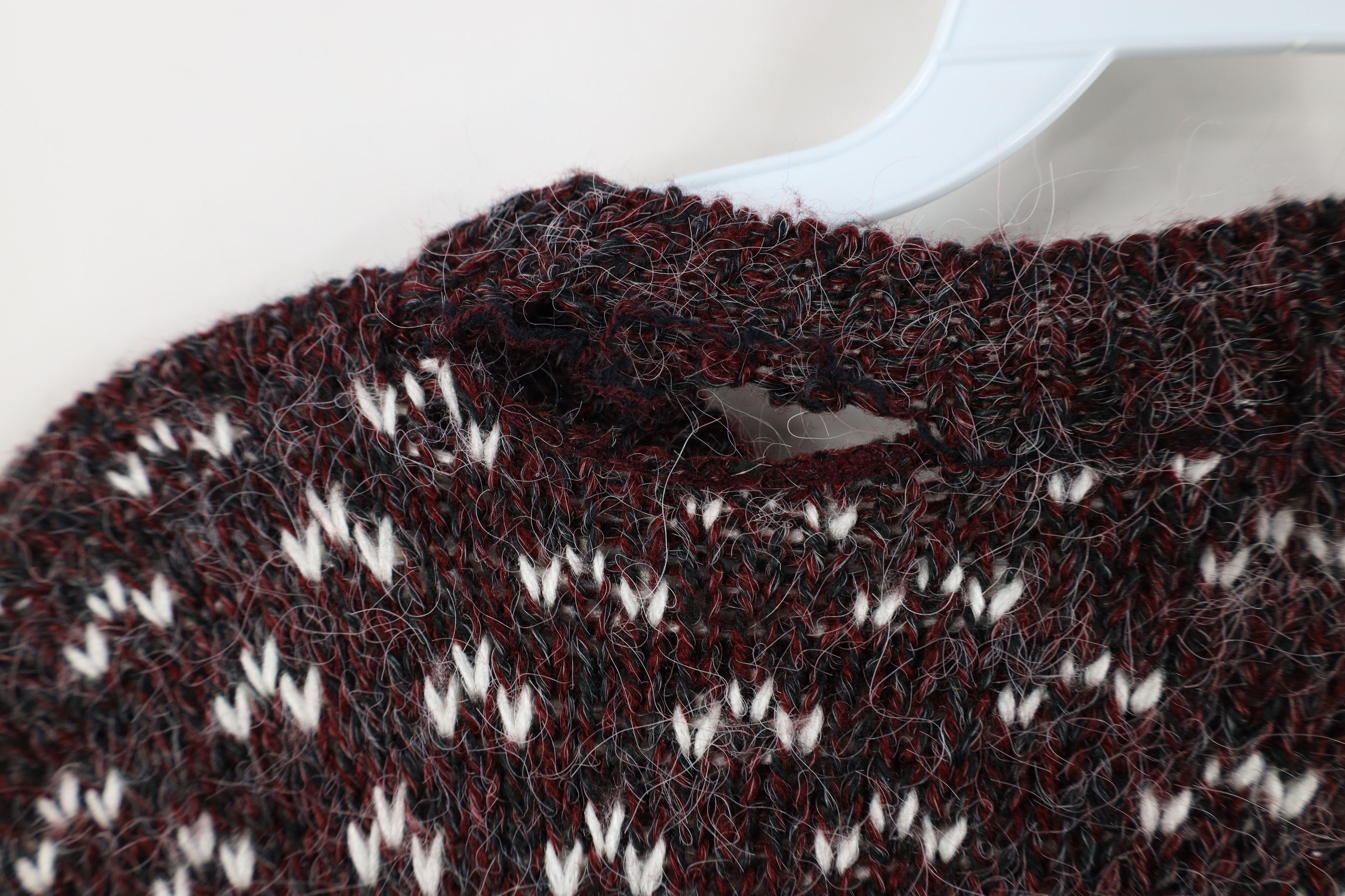 Vintage Vintage 90s Streetwear Fuzzy Shag Knit Crewneck Sweater Size US L / EU 52-54 / 3 - 6 Thumbnail