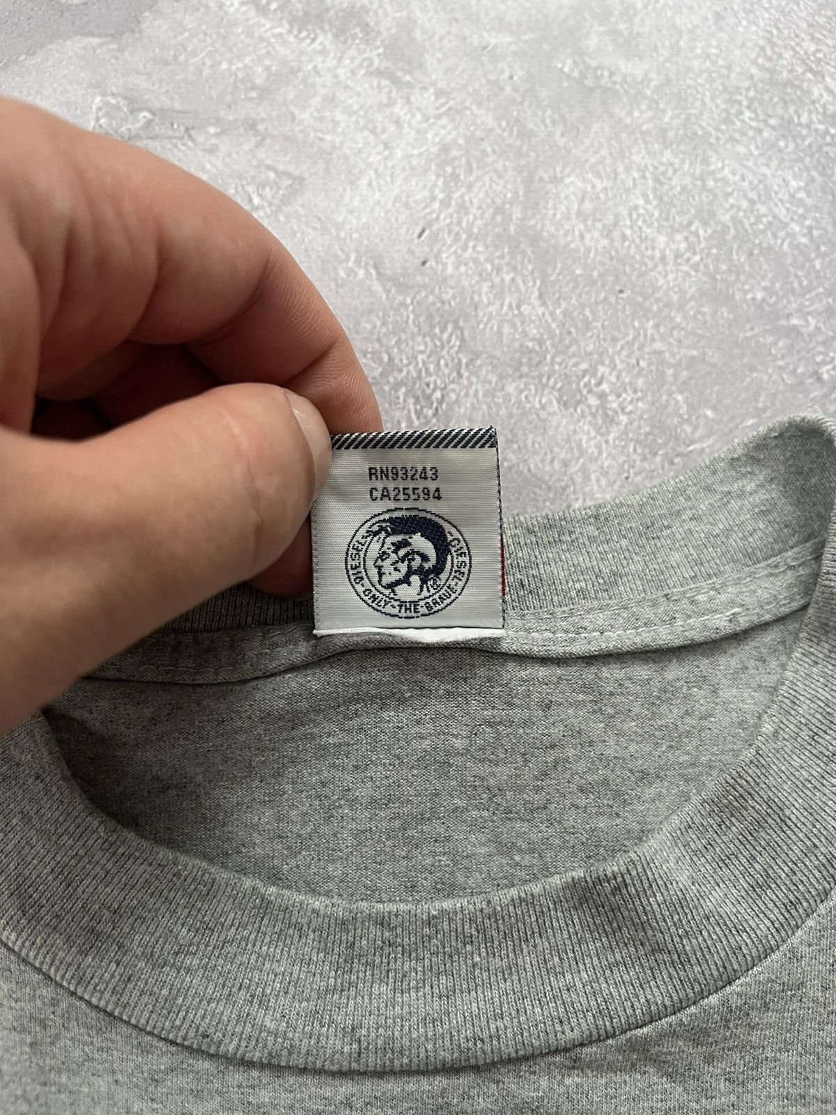 Diesel Diesel T-shirt Vintage Men’s Tee Streetwear Y2K Big Logo Size US L / EU 52-54 / 3 - 9 Thumbnail