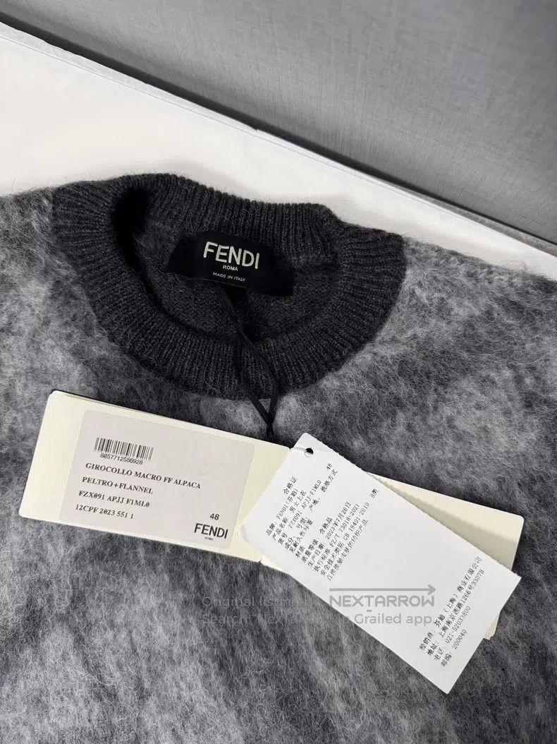 Fendi Fendi Men's sweater Size US M / EU 48-50 / 2 - 9 Thumbnail