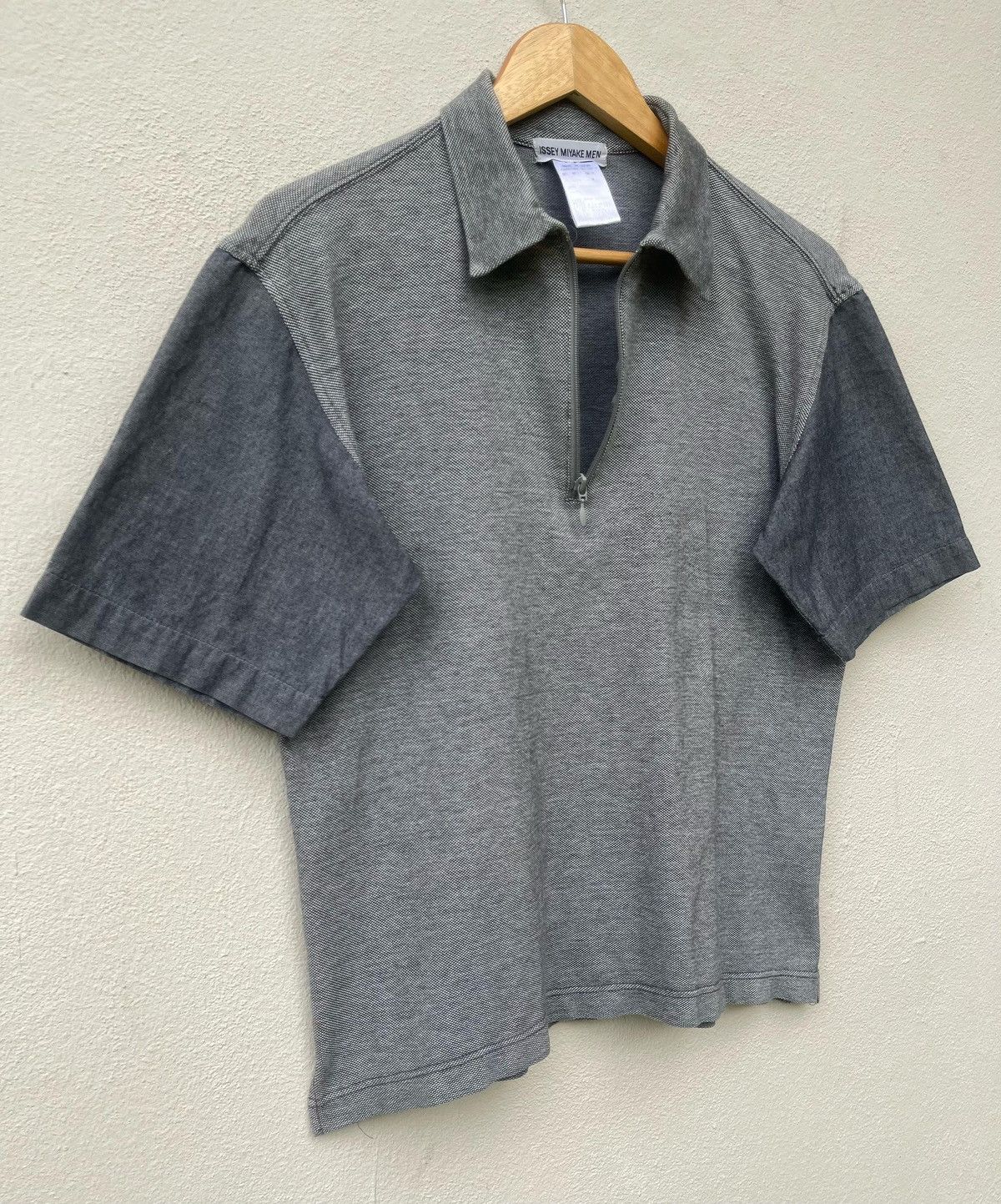 Designer × Issey Miyake × Japanese Brand Issey Miyake Half Zipper Polo Tee Size US M / EU 48-50 / 2 - 11 Thumbnail
