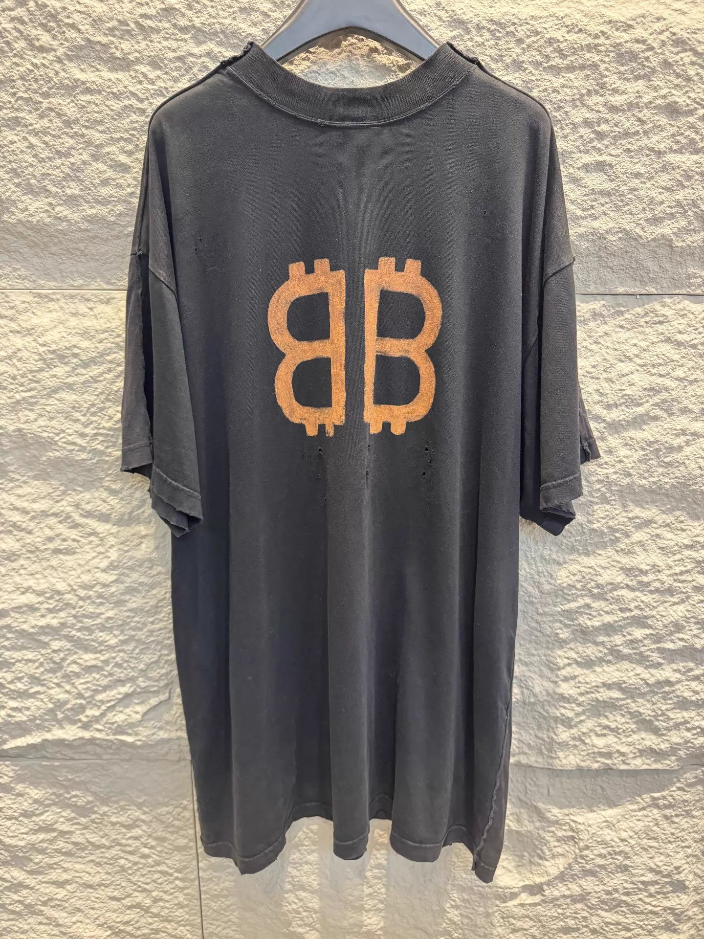 Balenciaga Balenciaga Eiffel Tower Bitcoin Patchwork Muddy Tee Size US M / EU 48-50 / 2 - 2 Thumbnail