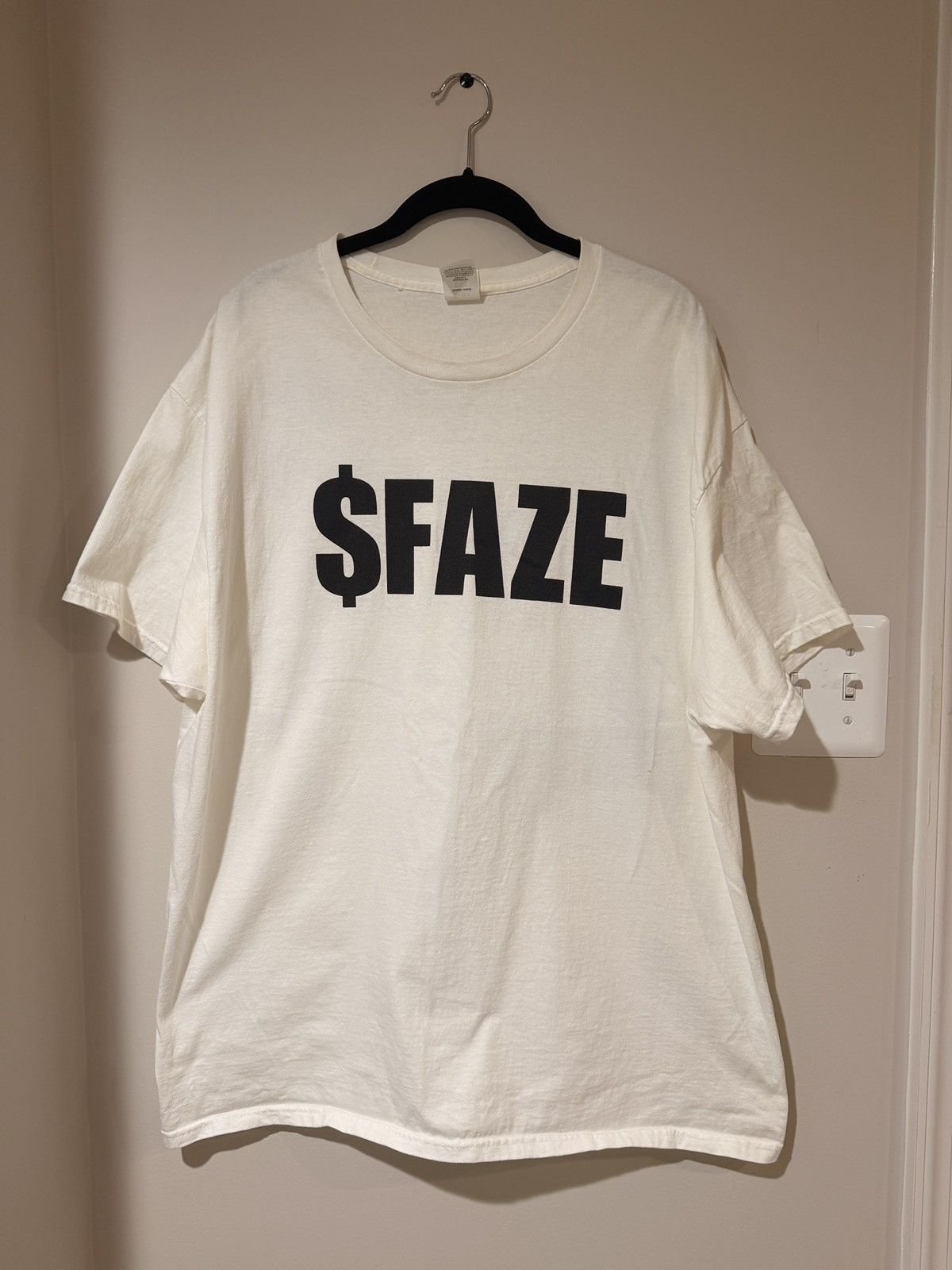 FaZe I MISS THE OLD FAZE Friends and Family T-Shirt and Tote Bag Size US XL / EU 56 / 4 - 5 Thumbnail