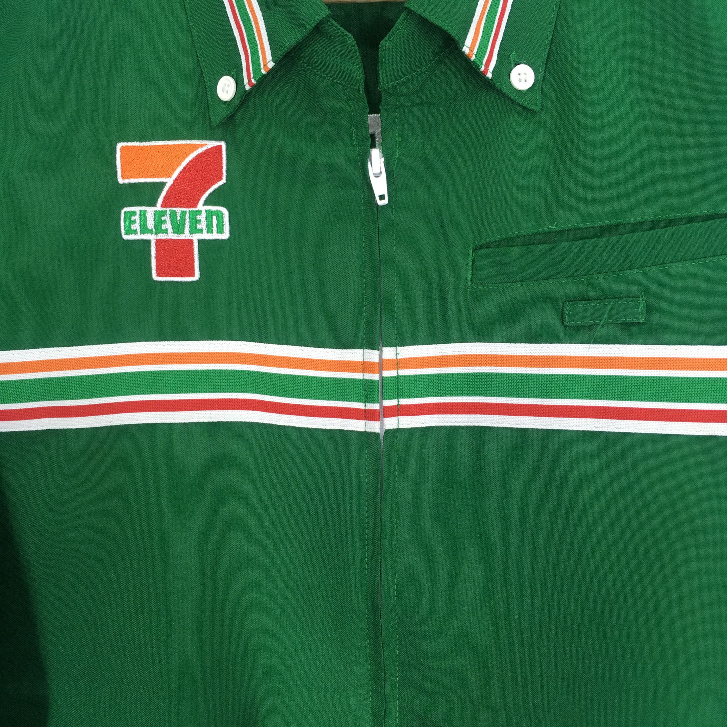 Japanese Brand Vintage 7-Eleven Convenience Store Workers Shirt Size US L / EU 52-54 / 3 - 5 Thumbnail