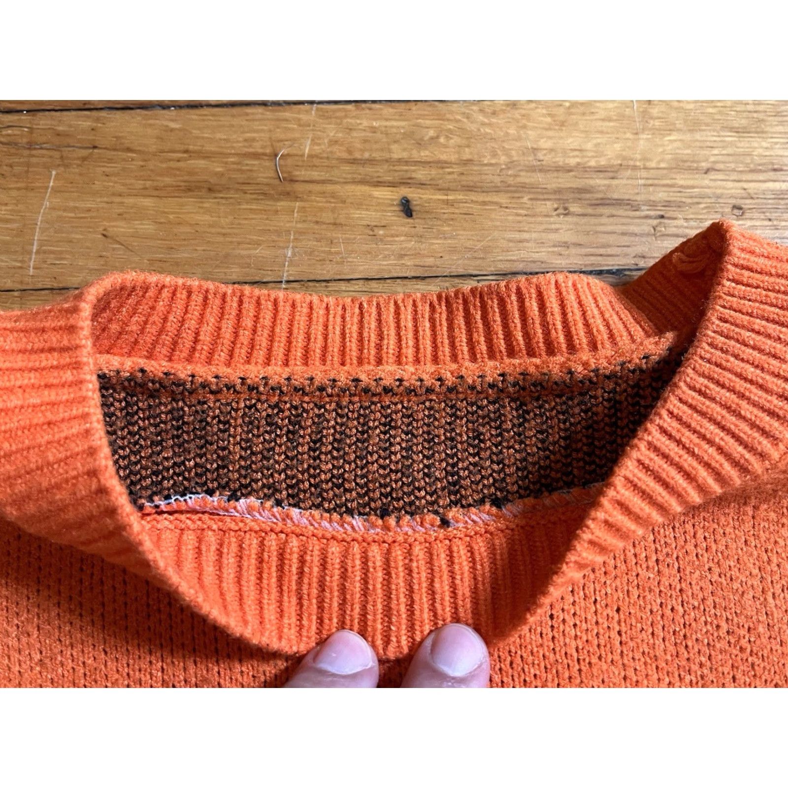 Vintage VINTAGE Apache Mickey Mouse Sweater Men’s XL Orange 90s Graphic Print Crew Neck Pullover knit Size US XL / EU 56 / 4 - 6 Thumbnail