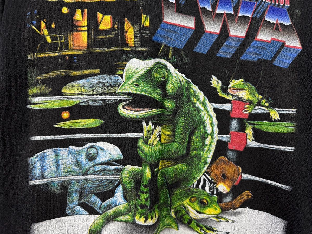Budweiser Vintage 1998 Budweiser Chameleon T-Shirt Double Sided Beer Size US XL / EU 56 / 4 - 16 Thumbnail
