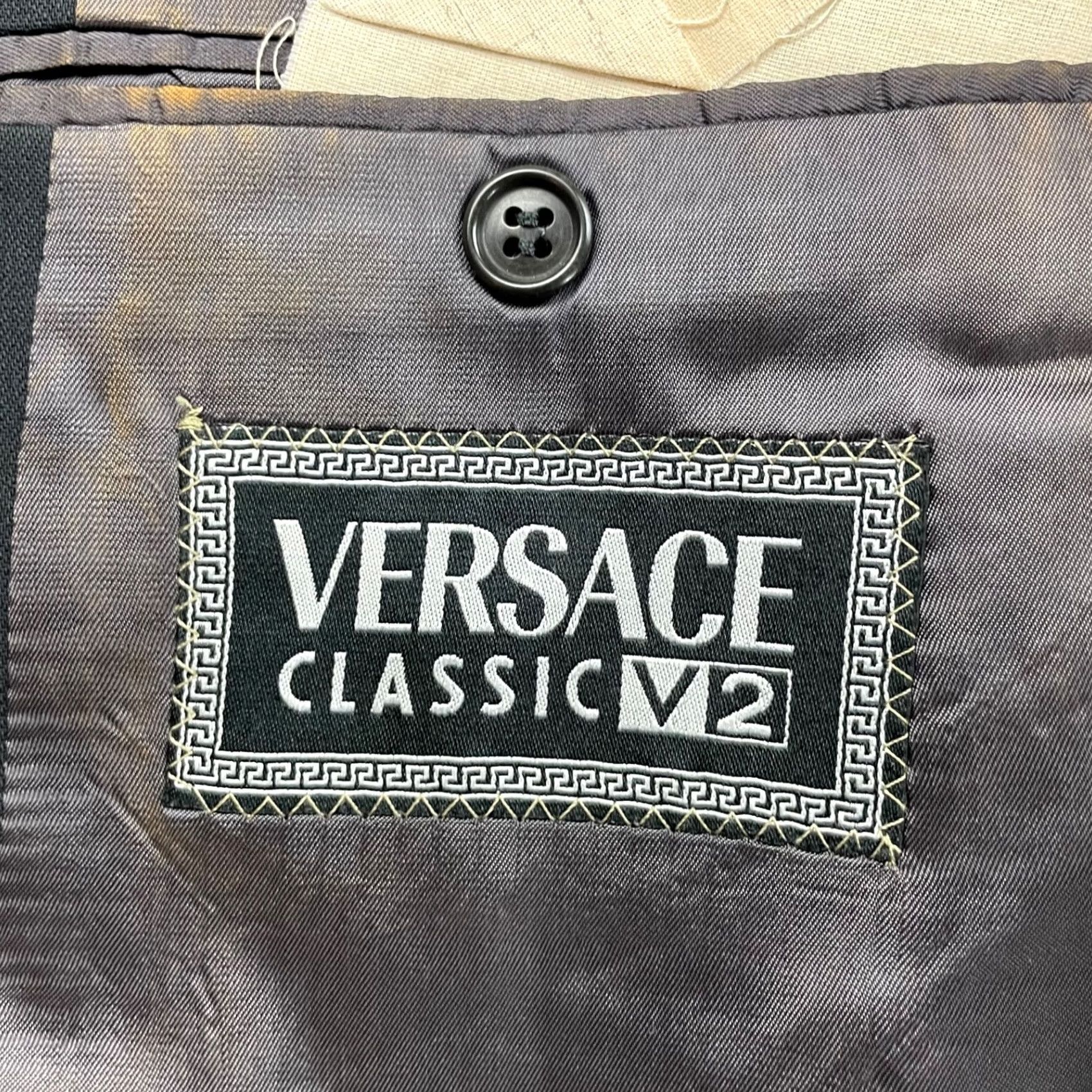 Versace VTG Gianni Versace Blazer Men’s 40 Black 100% Wool 4-Button Single-Breasted Vintage Versace Jacket/Coat Short Mens Size 40R - 5 Thumbnail