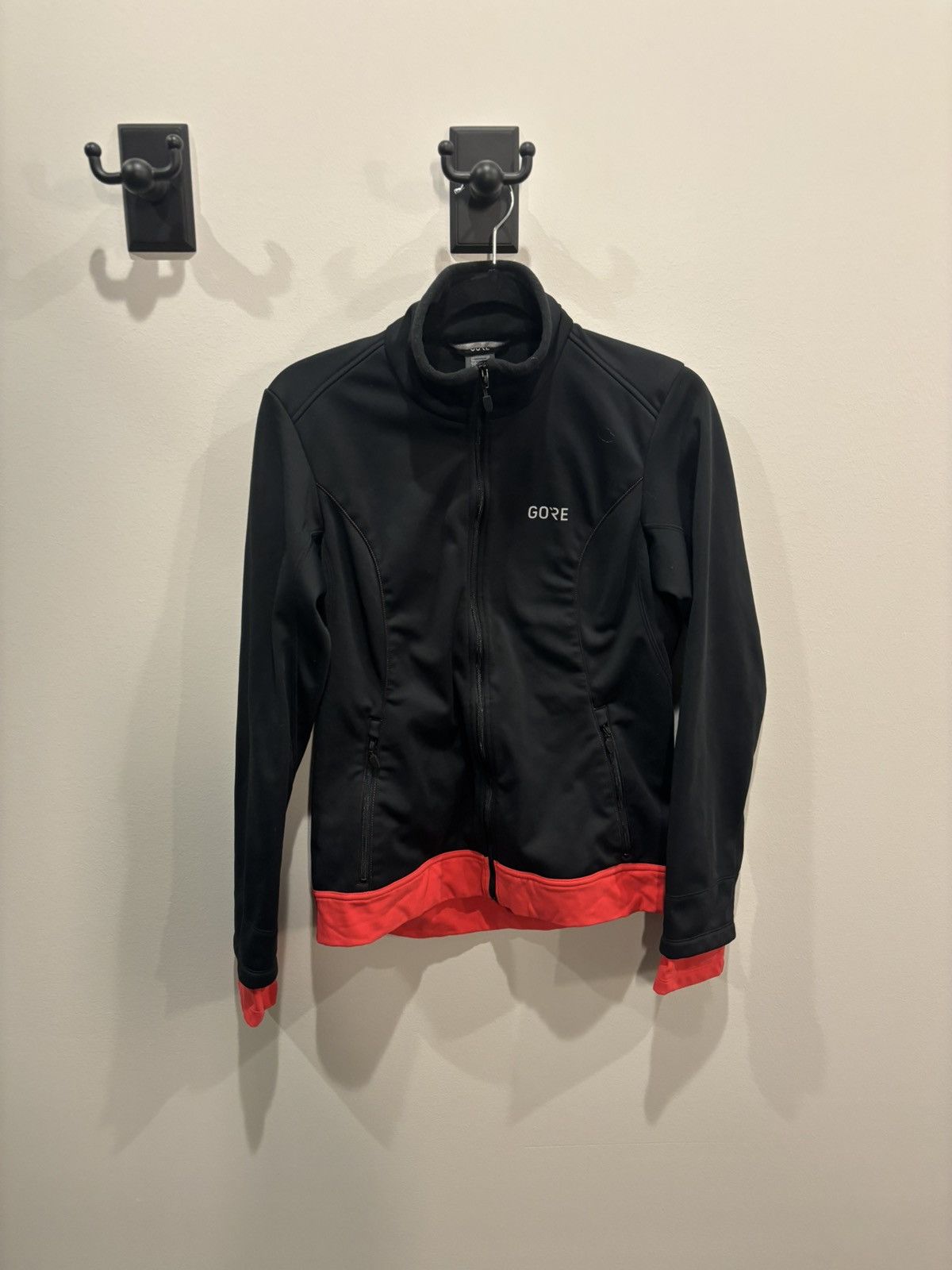 GOREWEAR Gore womens jacket Size M / US 6-8 / IT 42-44 - 1 Thumbnail