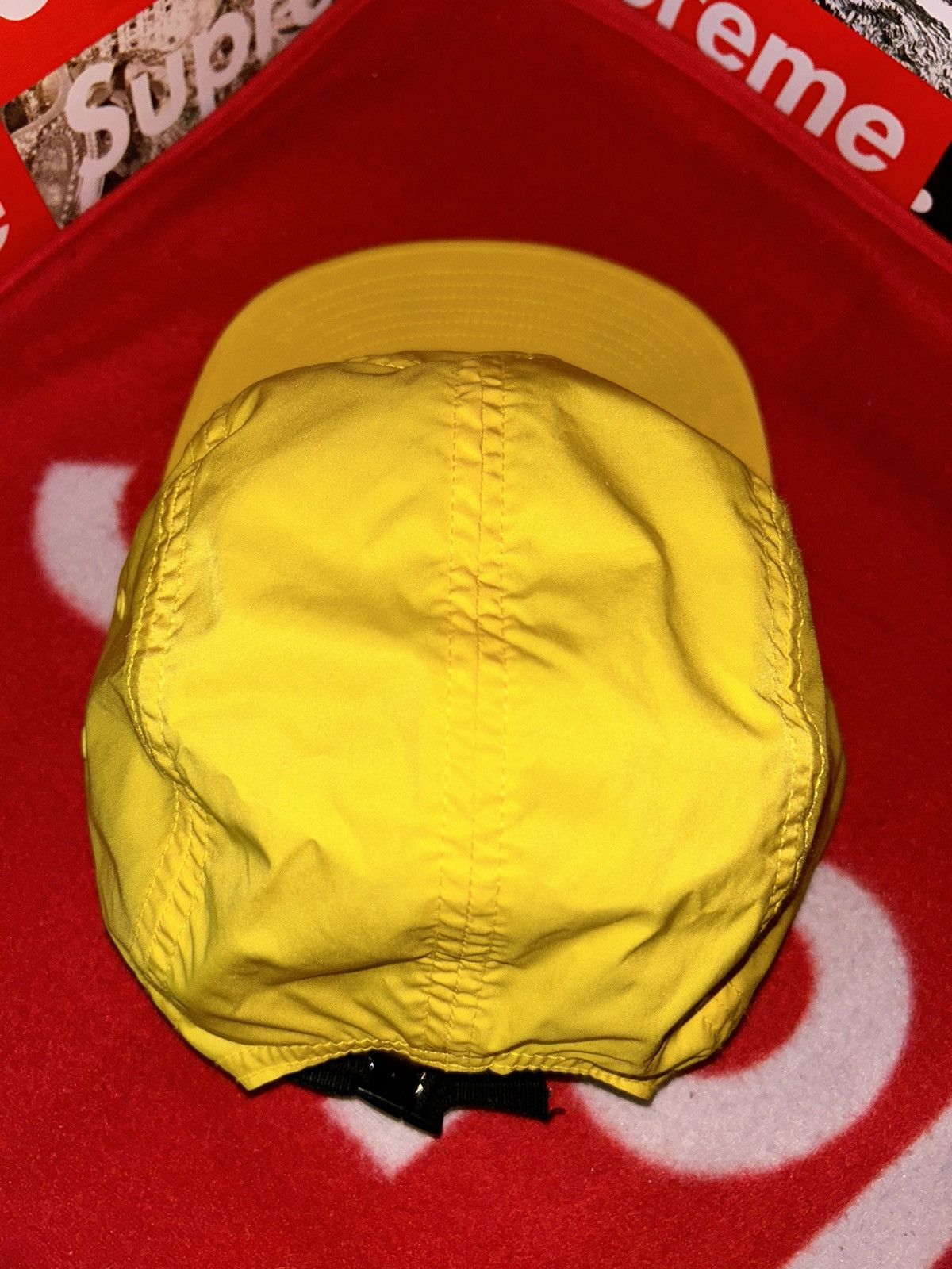 Supreme Supreme Holographic Camp Cap Yellow SS19 release NEW Size ONE SIZE - 5 Thumbnail