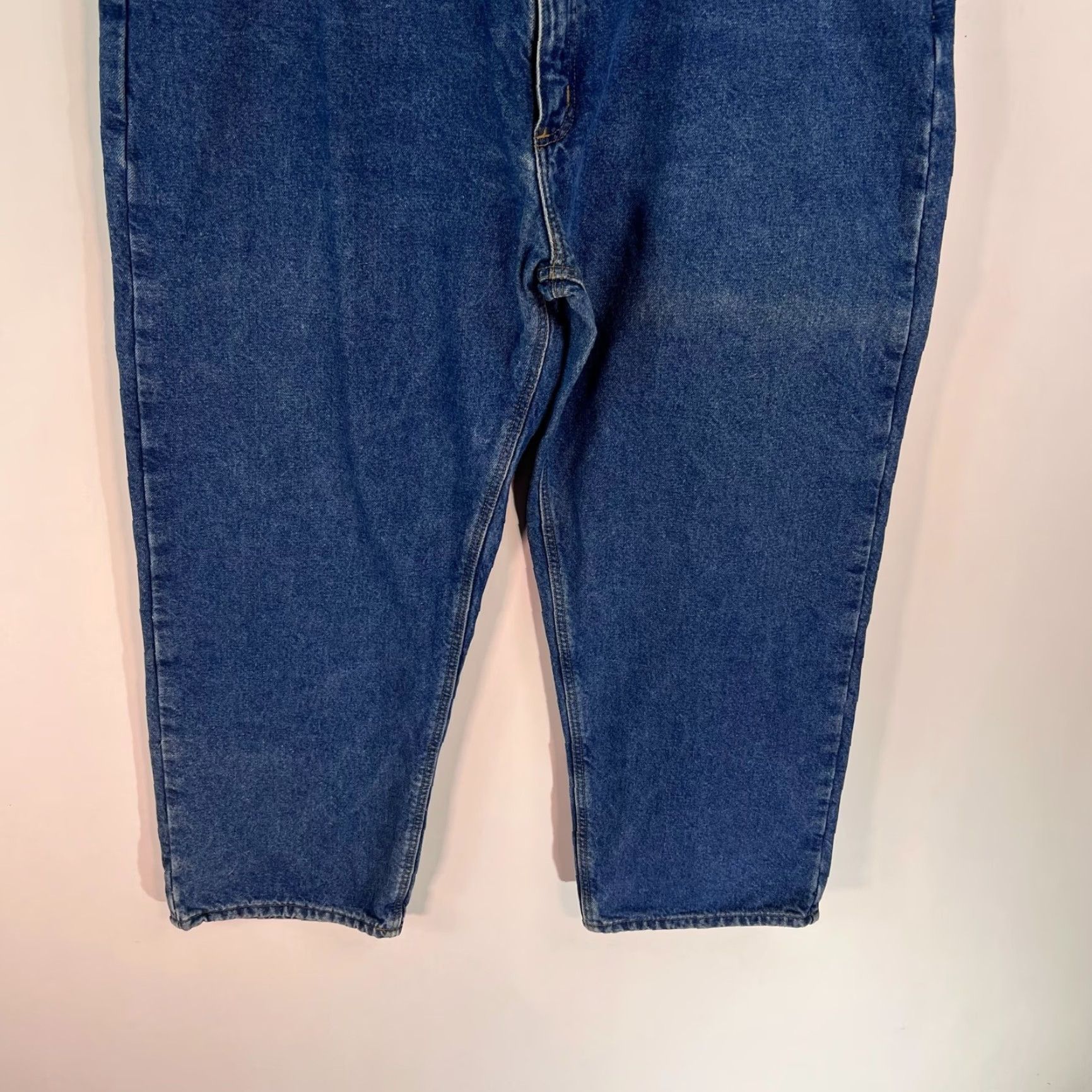 Carhartt Carhartt Jeans Mens Lined Blue 46 x 30 Relaxed Fit Straight Leg Denim Color Blue Brand Carhartt Size 46 Inseam 30 in USA Theme Grunge Logo USA Size US 30 / EU 46 - 3 Thumbnail