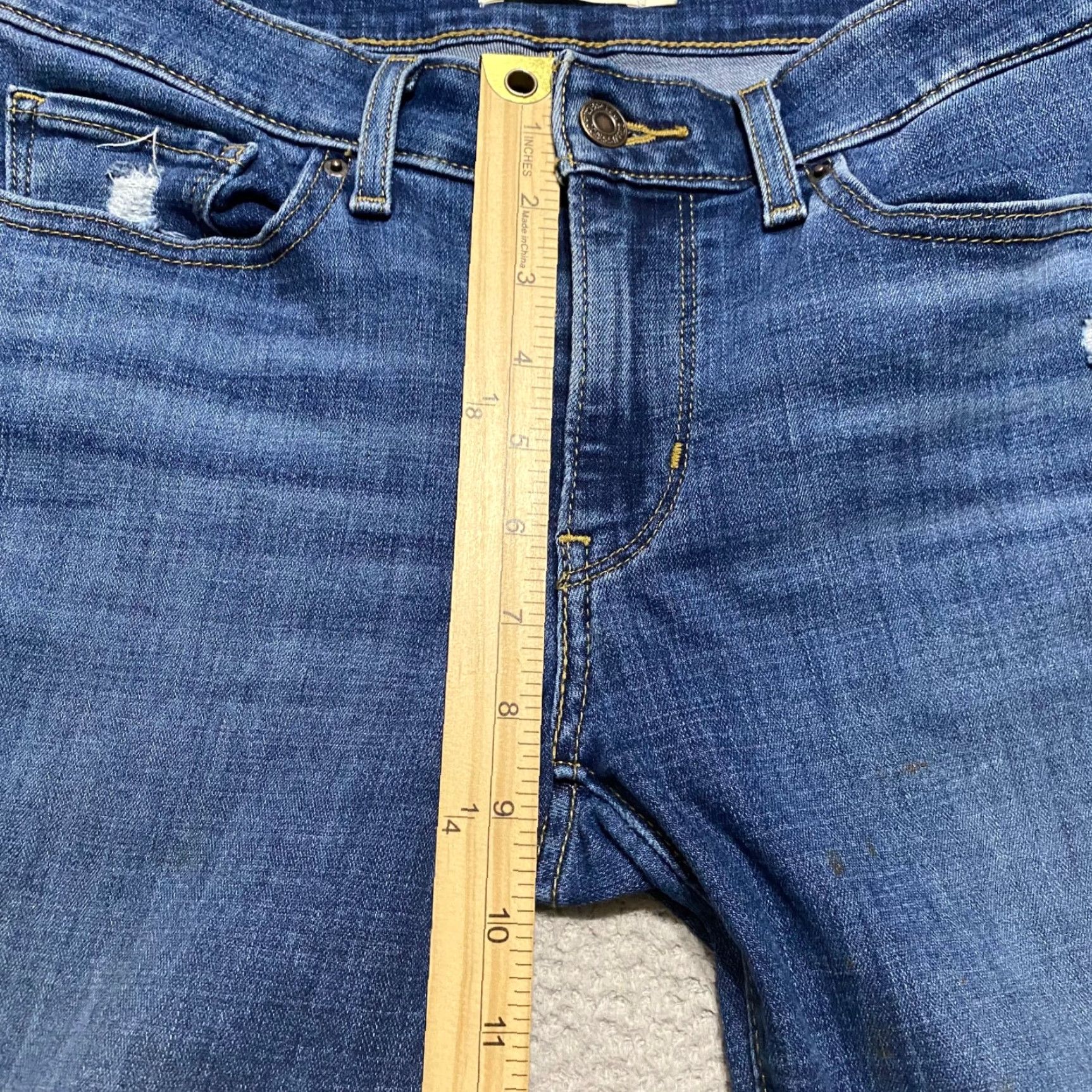 Levi's Levi's Jeans Womens sz 27 Blue Denim Mid Rise Skinny Raw Hem Distressed Size 27" / US 4 / IT 40 - 7 Thumbnail