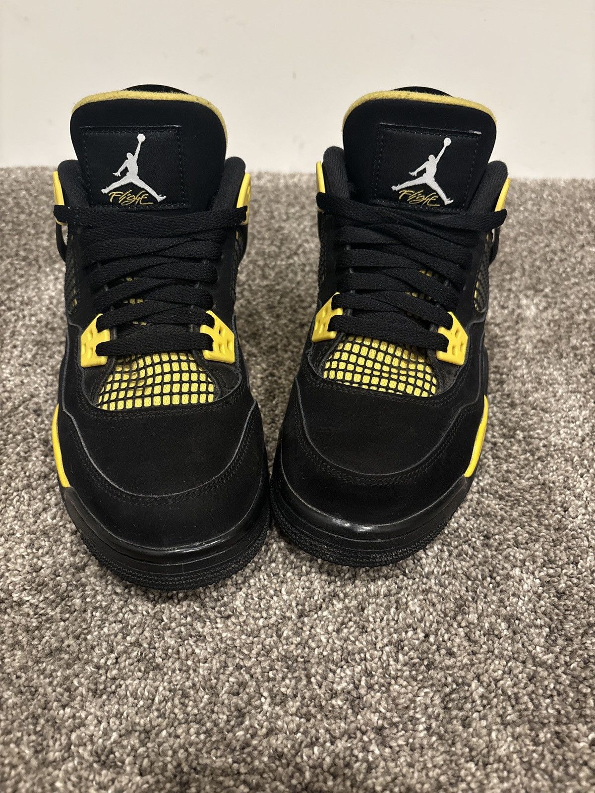 Nike Jordan 4 Retro Thunder Size US 7 / EU 40 - 3 Thumbnail