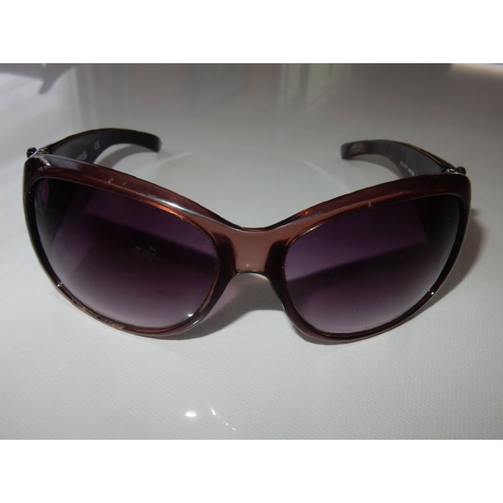 Kenneth Cole Kenneth Cole Sunglasses Women Purple KC1157 83B 63[]16 120 83B Sunglasses Women Purple KC1157 83B Size ONE SIZE - 2 Thumbnail