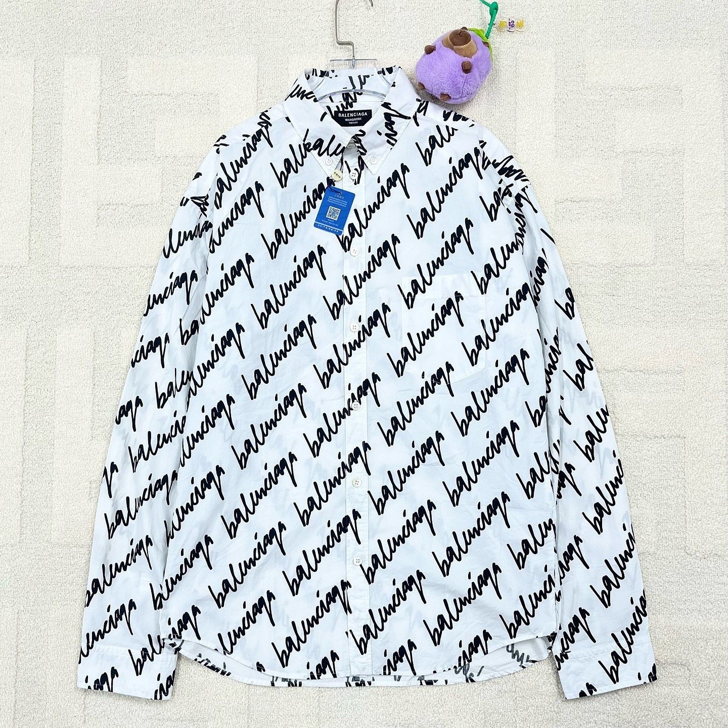 Balenciaga Balenciaga Logo Print Button Up Shirt Size 37 Size US S / EU 44-46 / 1 - 1 Thumbnail