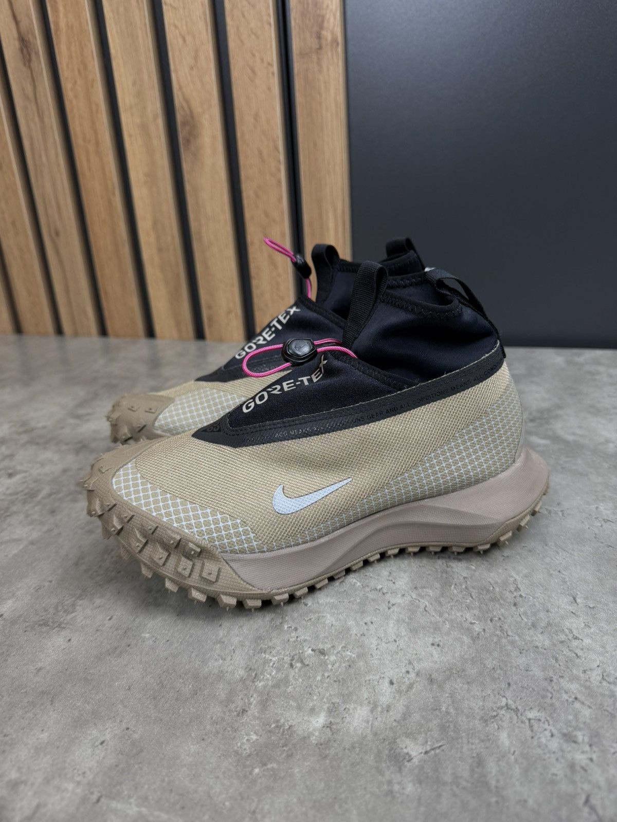 Nike ACG Nike ACG Mountain Fly Gore-Tex Khaki Size 35.5 Size US 5.5 / IT 35.5 - 7 Thumbnail