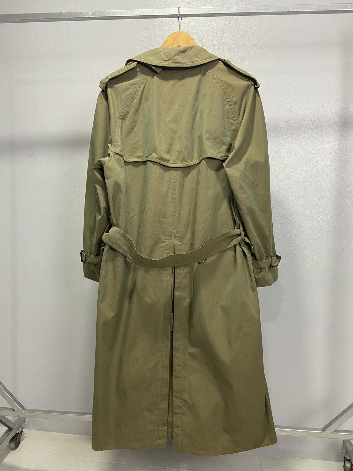 Burberry Vintage Burberrys Nova check Trench Coat Made in England Size US M / EU 48-50 / 2 - 6 Thumbnail