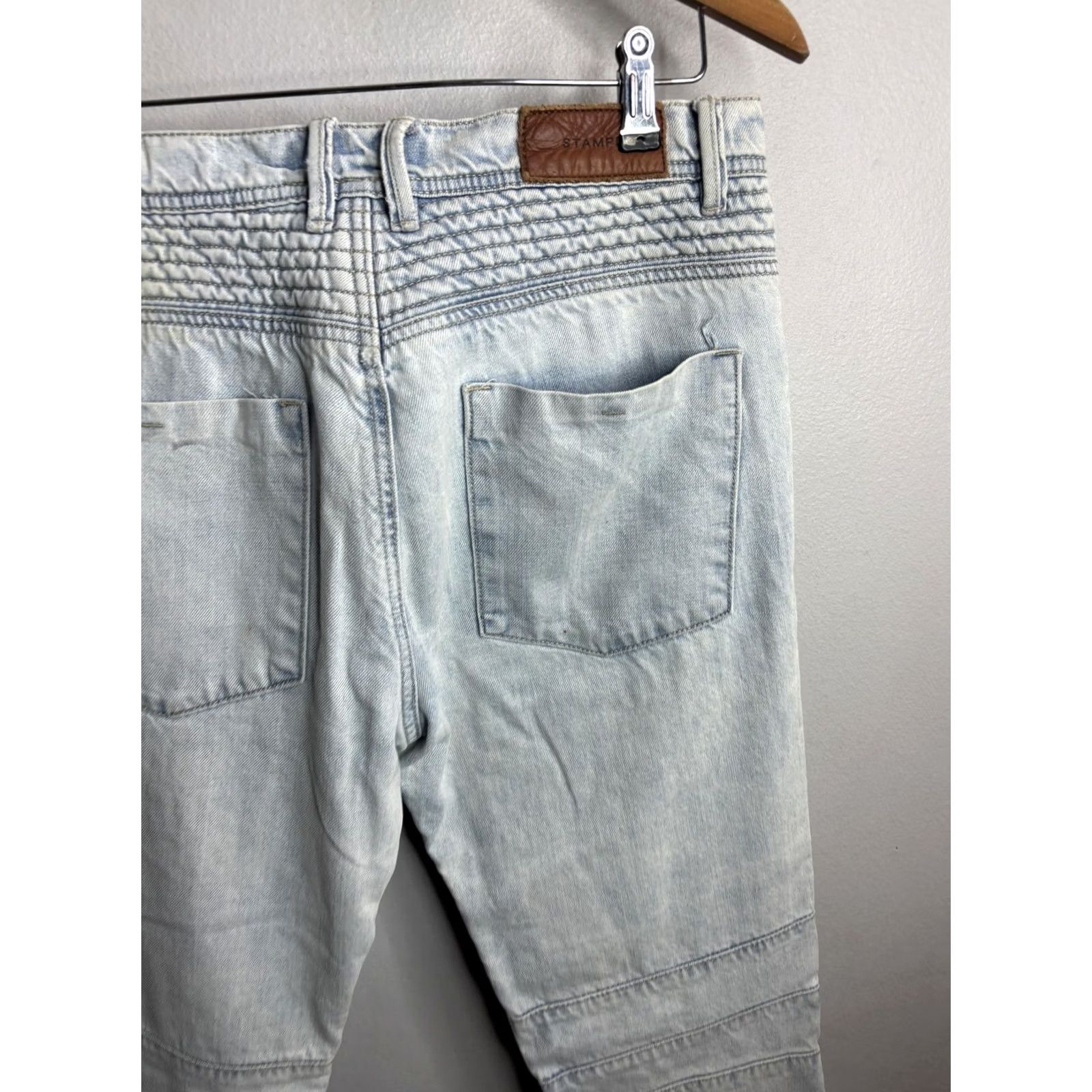 Stampd STAMPD Jeans Mens 34x34 Light Wash Moto Biker Distressed Ripped Denim Quilted Size US 34 / EU 50 - 6 Thumbnail