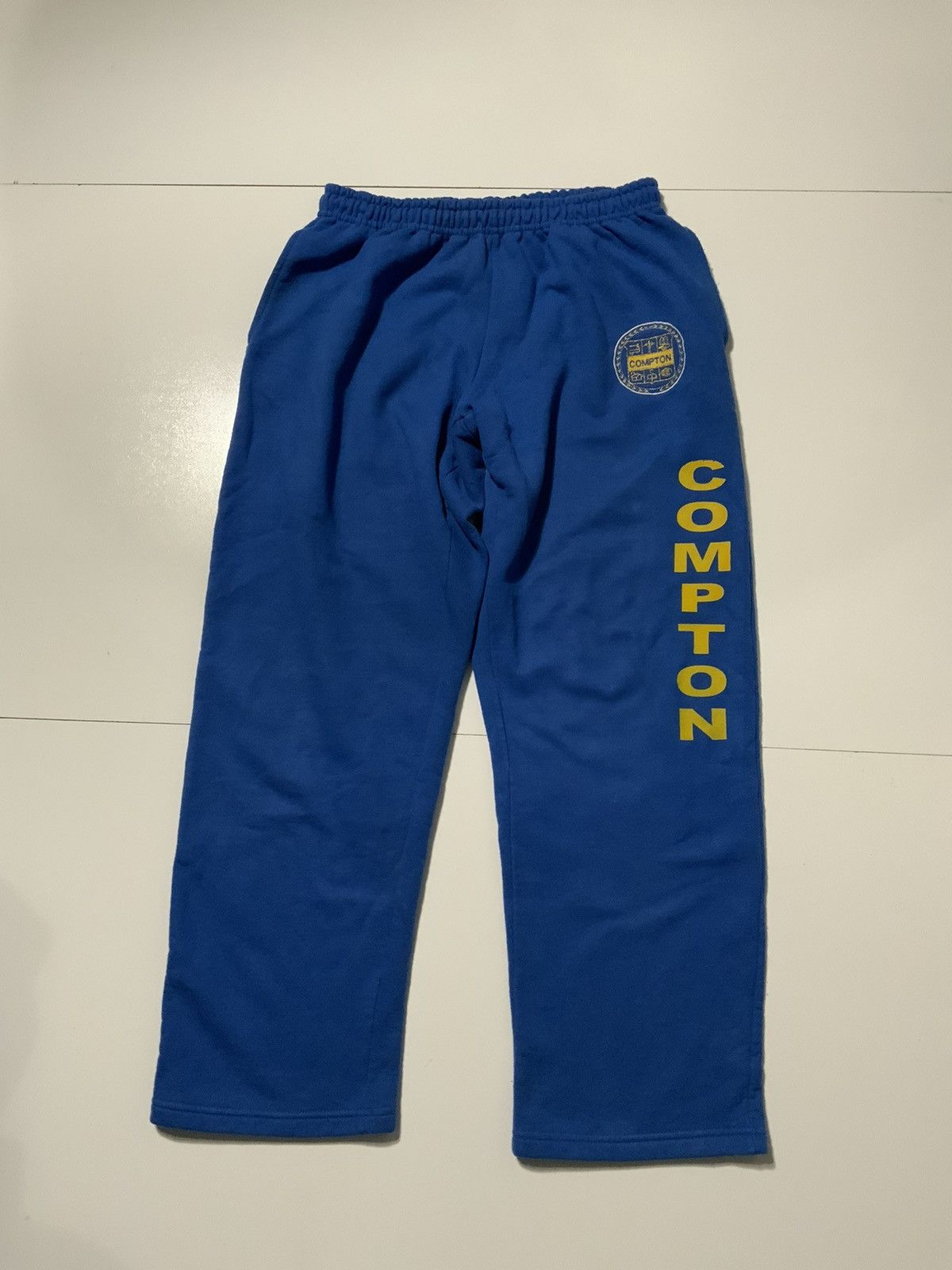 Gildan City Of Compton California Wide Leg Loose Sweatpants Size US 32 / EU 48 - 1 Thumbnail