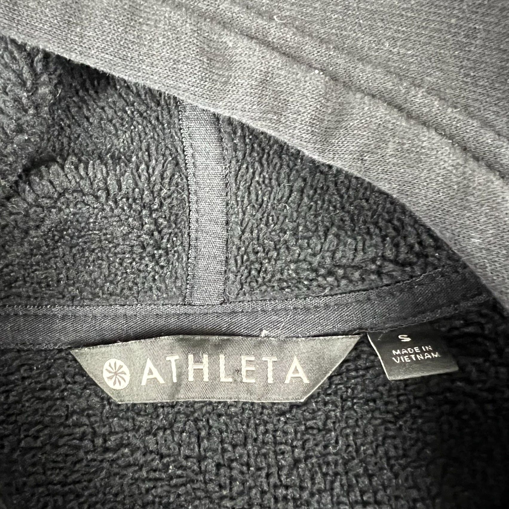 Athleta Athleta Hoodie Womens Small Black Pullover Sweatshirt Open Flap Workout Gym Size S / US 4 / IT 40 - 3 Thumbnail