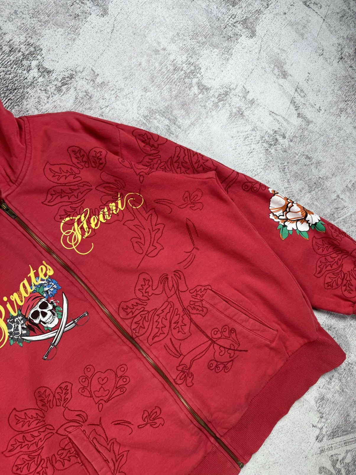 Japanese Brand × Vintage Y2K Skull John Devin Pirates Heart Ed Hardy Style Zip Hoodie Size US L / EU 52-54 / 3 - 6 Thumbnail