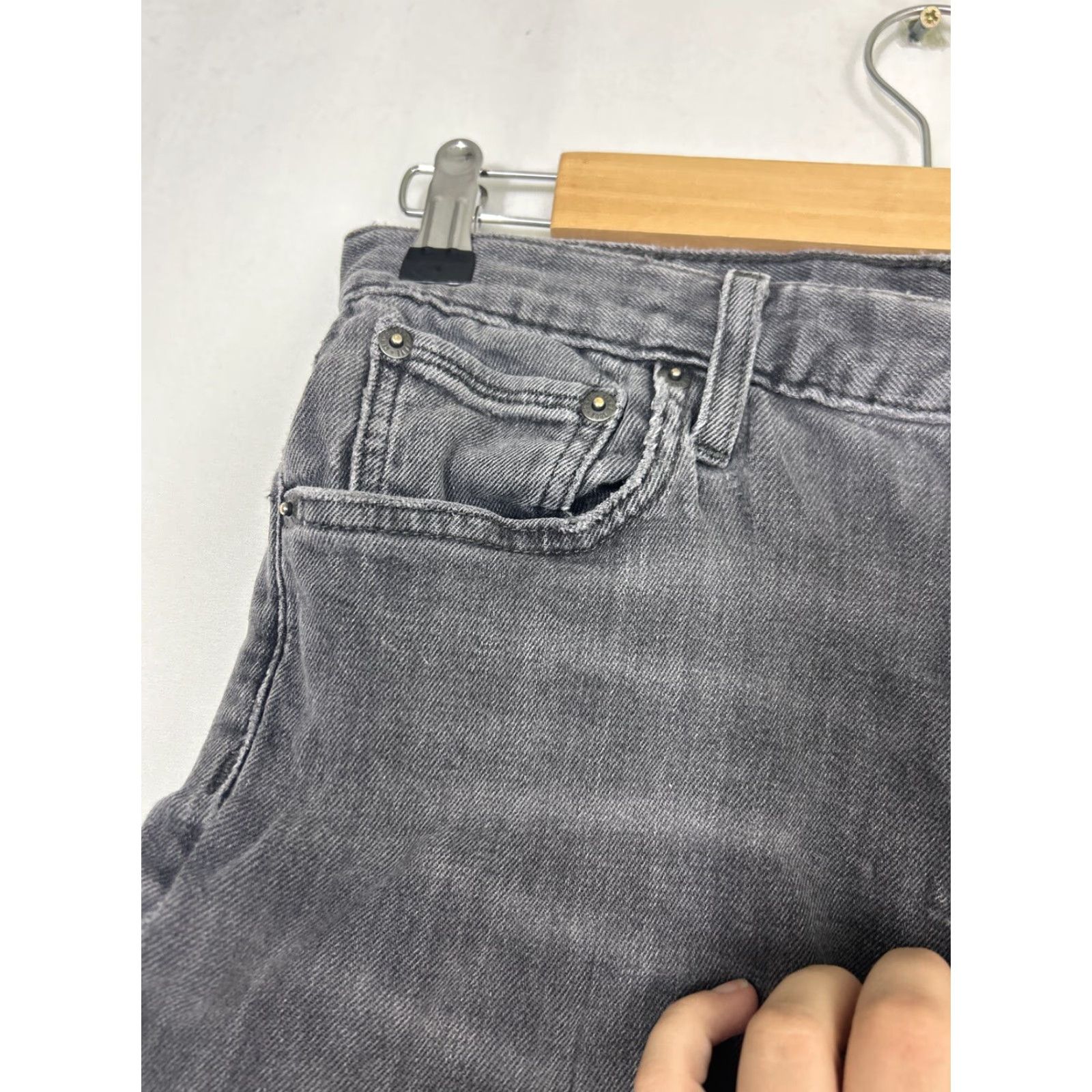 Frye Frye Womens Cut-Off Jean Short Black 30 Raw Hem 30x5 Womens Mens? Size 30" / US 8 / IT 44 - 6 Thumbnail