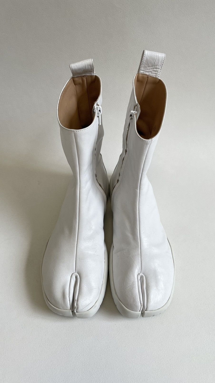 Maison Margiela White Leather Scuba Tabi Boots / Sneakers Size US 7 / IT 37 - 2 Thumbnail