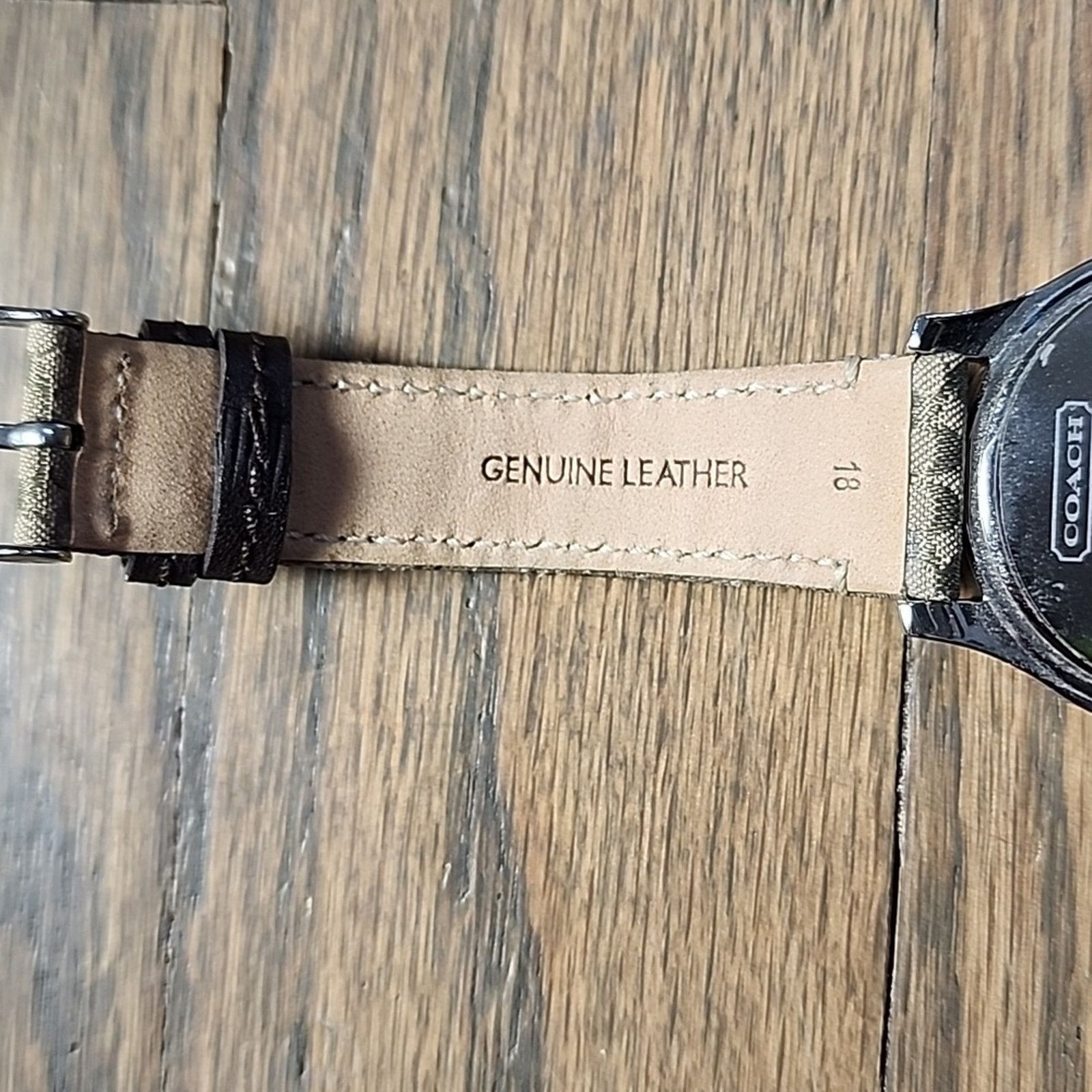 Coach Vintage Classic Coach Tan Signature C Fabric Watch Size ONE SIZE - 5 Thumbnail