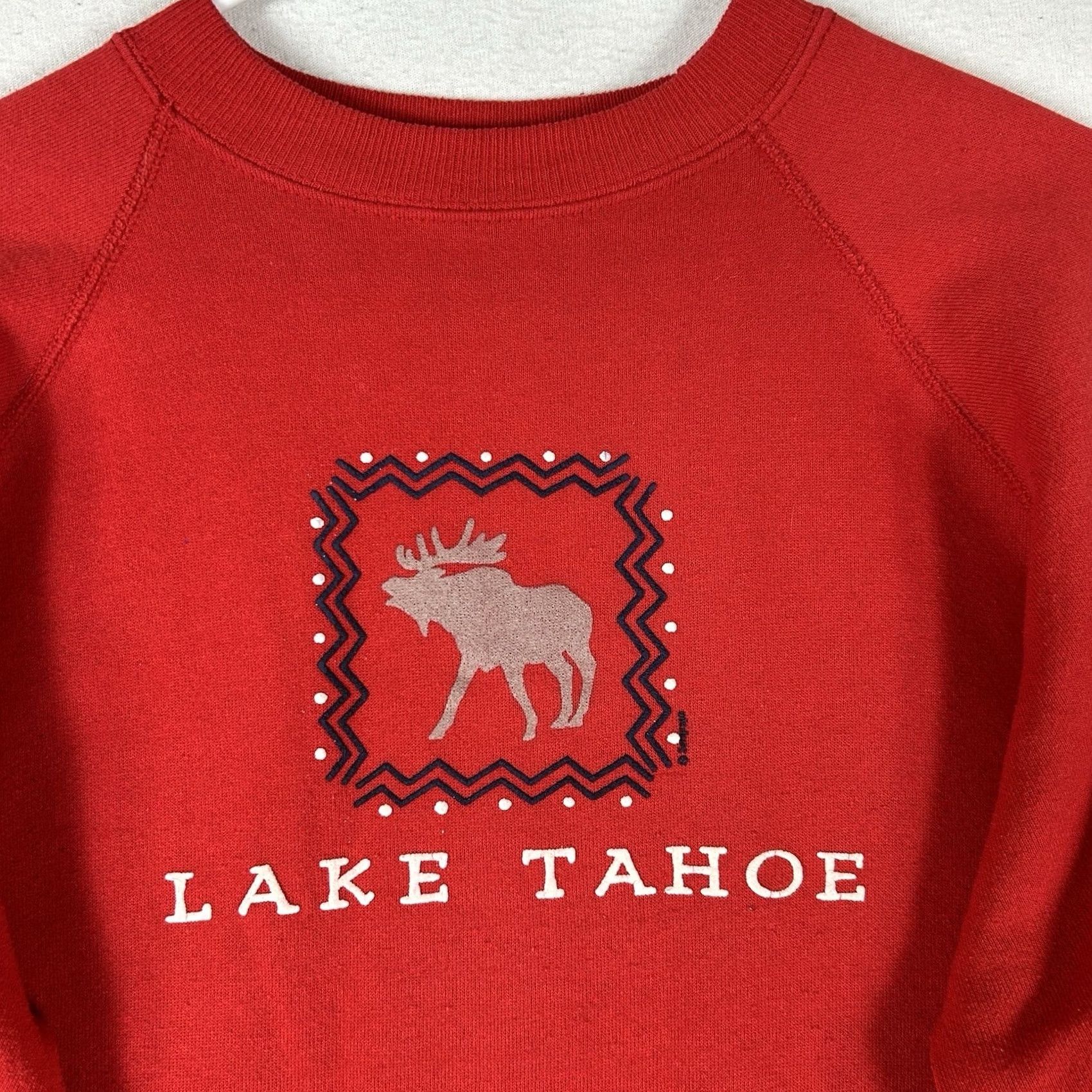 Hanes VINTAGE Hanes Sweatshirt Lakes Tahoe Lake Tahoe Moose 90s USA Mens Large Red Graphic Print Crew Neck Wool Blend Fleece Pullover Winter Fall Size US L / EU 52-54 / 3 - 2 Thumbnail