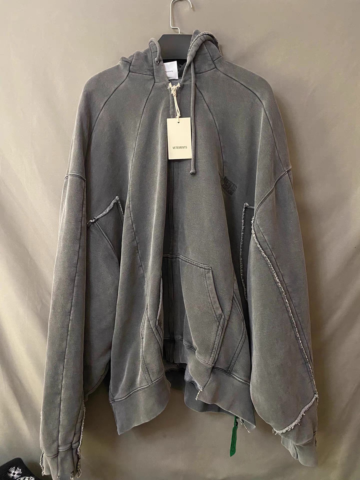 Vetements Brand New with Tag Vetements Washed Patchwork Jacket Size US M / EU 48-50 / 2 - 1 Thumbnail