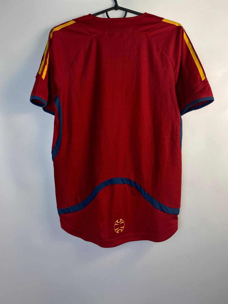 Adidas Adidas Spain Espana 10 12 training player issue shirt jersey Size US M / EU 48-50 / 2 - 3 Thumbnail