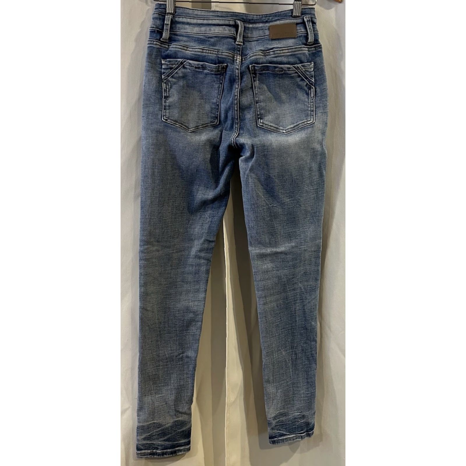 Vintage Buckle Women’s Jeans Skinny City Rock Logo Blue Denim 27x29 Mid Rise 8.5-10.5 Inseam 29 Zip Button Regular Womens Size 27" / US 4 / IT 40 - 3 Thumbnail