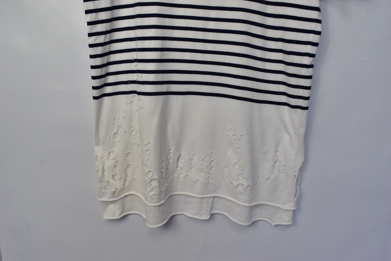Maison MIHARA YASUHIRO MIHARA YASUHIRO/damaged stripe t-shirt/21496 - 0373 60 Size US L / EU 52-54 / 3 - 4 Thumbnail