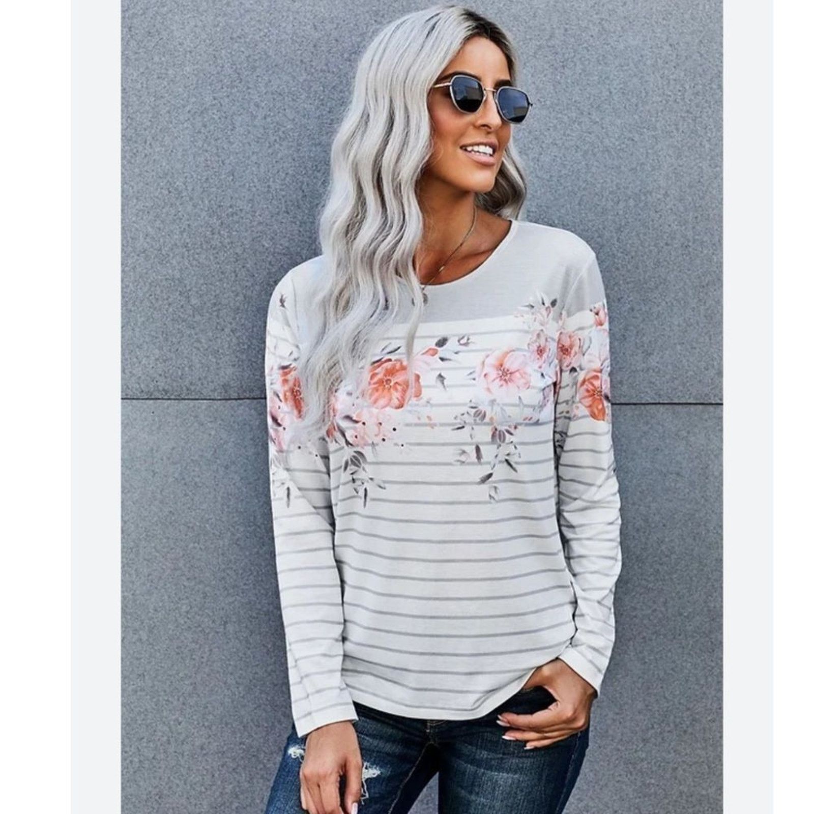 The Unbranded Brand Lily’s Women’s Top Shirt sz M Striped Floral NWOT # G382 Size M / US 6-8 / IT 42-44 - 1 Thumbnail