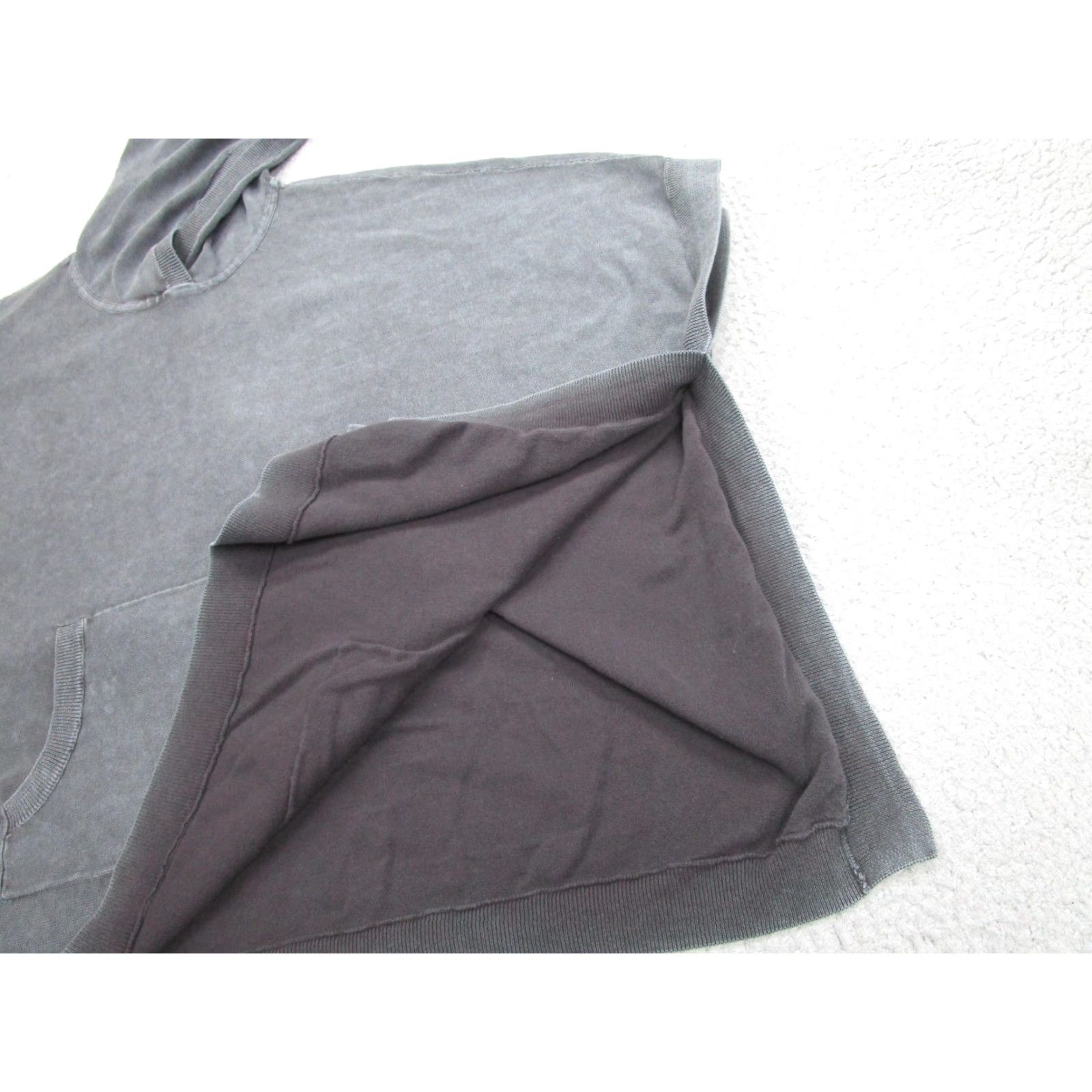 Vintage Barefoot Dreams Cape Sweater Womens One Size Gray Hooded Pockets Oversized BDWES1851 Size ONE SIZE - 3 Thumbnail