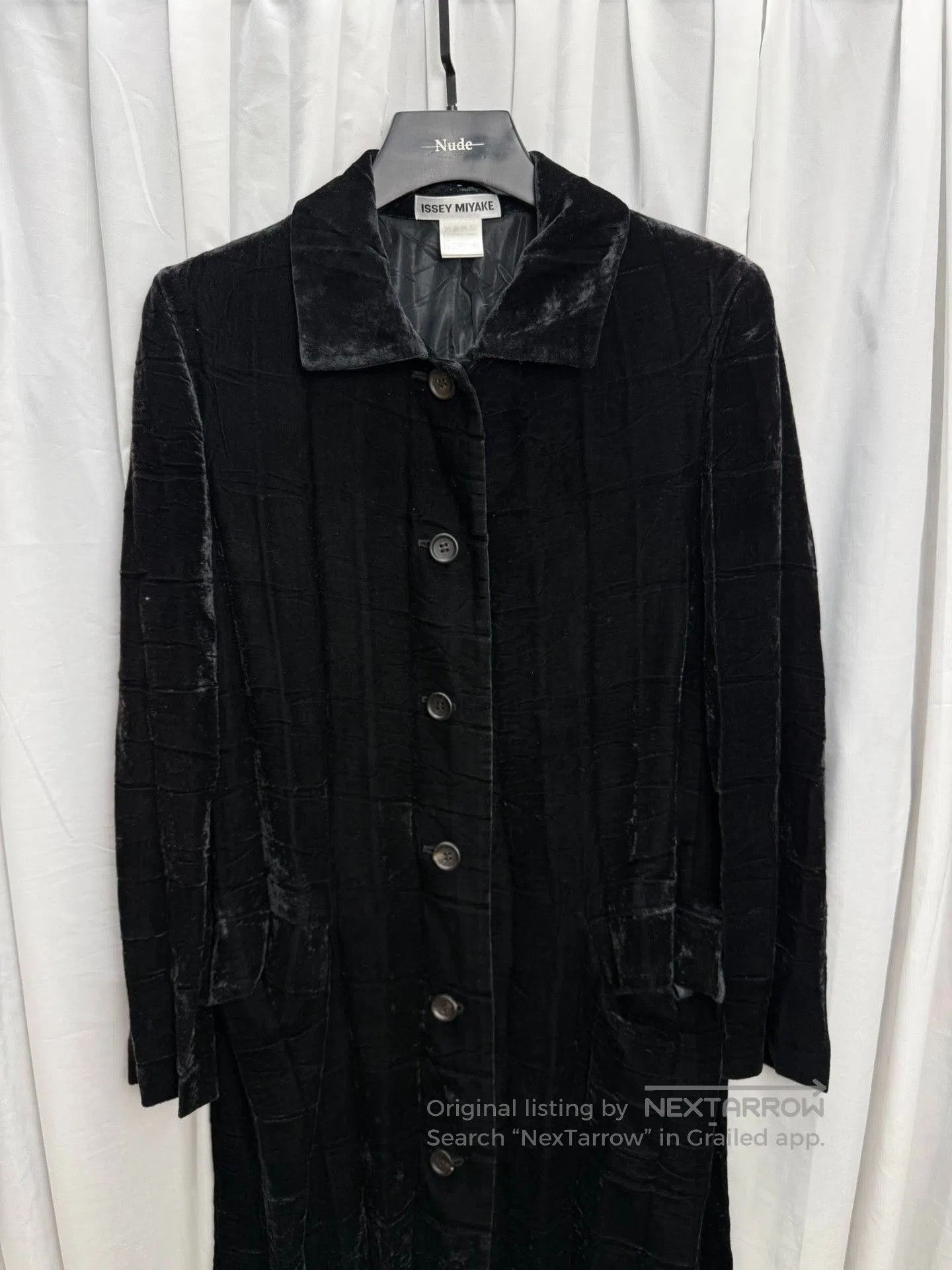 Issey Miyake ISSEY MIYAKE Pleated Velvet Coat. Size US L / EU 52-54 / 3 - 2 Thumbnail