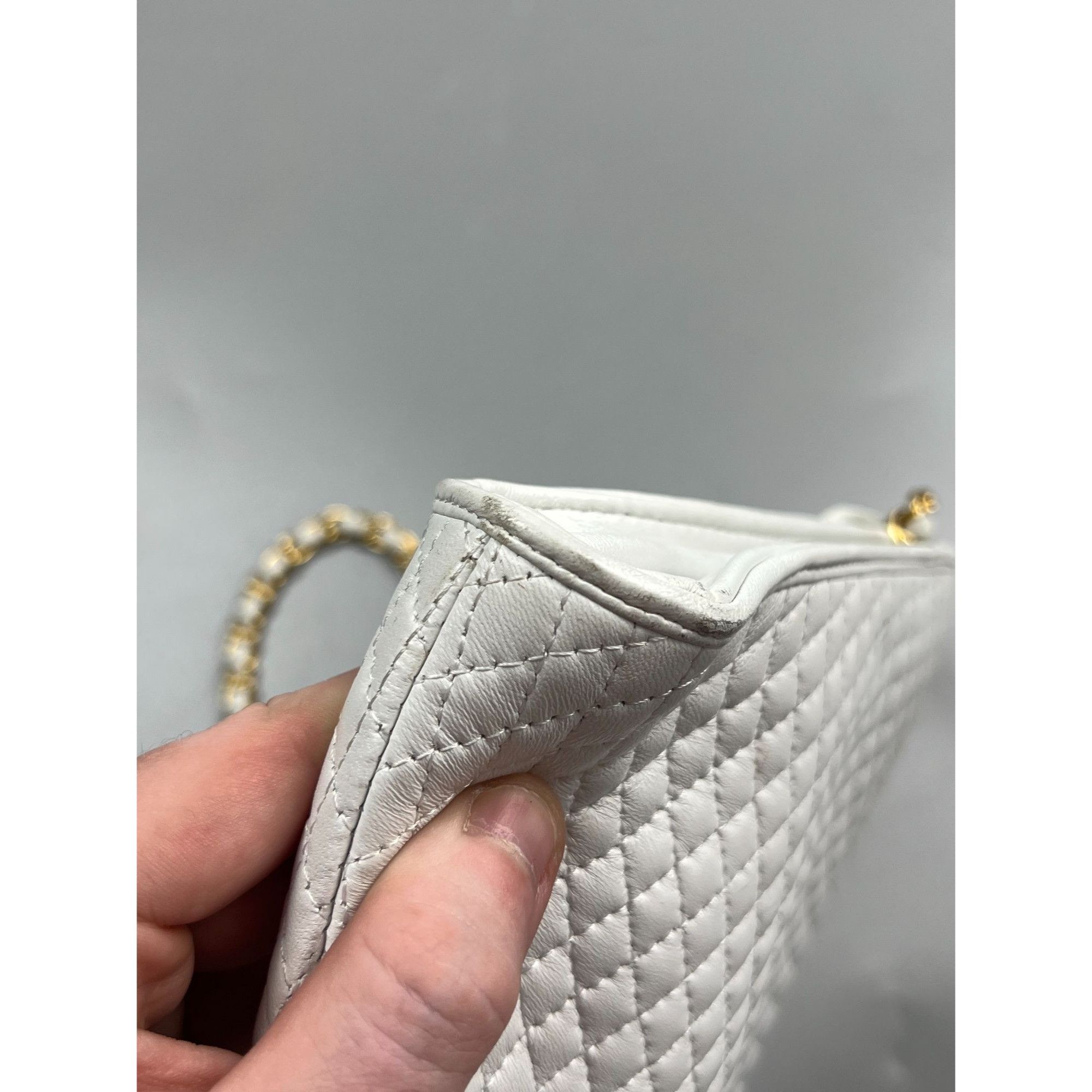 Bally Bally White Leather Quilted Clutch Bag (Y0782) Size ONE SIZE - 12 Thumbnail