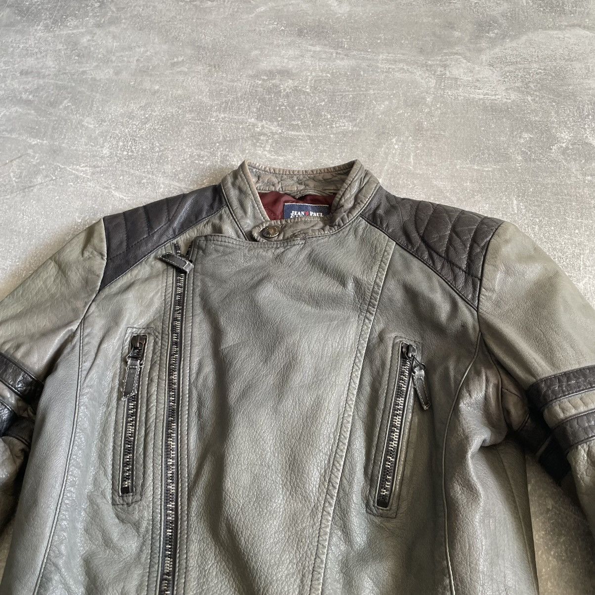 Jean Paul Gaultier 90s moto bomber 80s chrom Studded Leather Jacket distressed Size US XXS / EU 40 - 7 Thumbnail