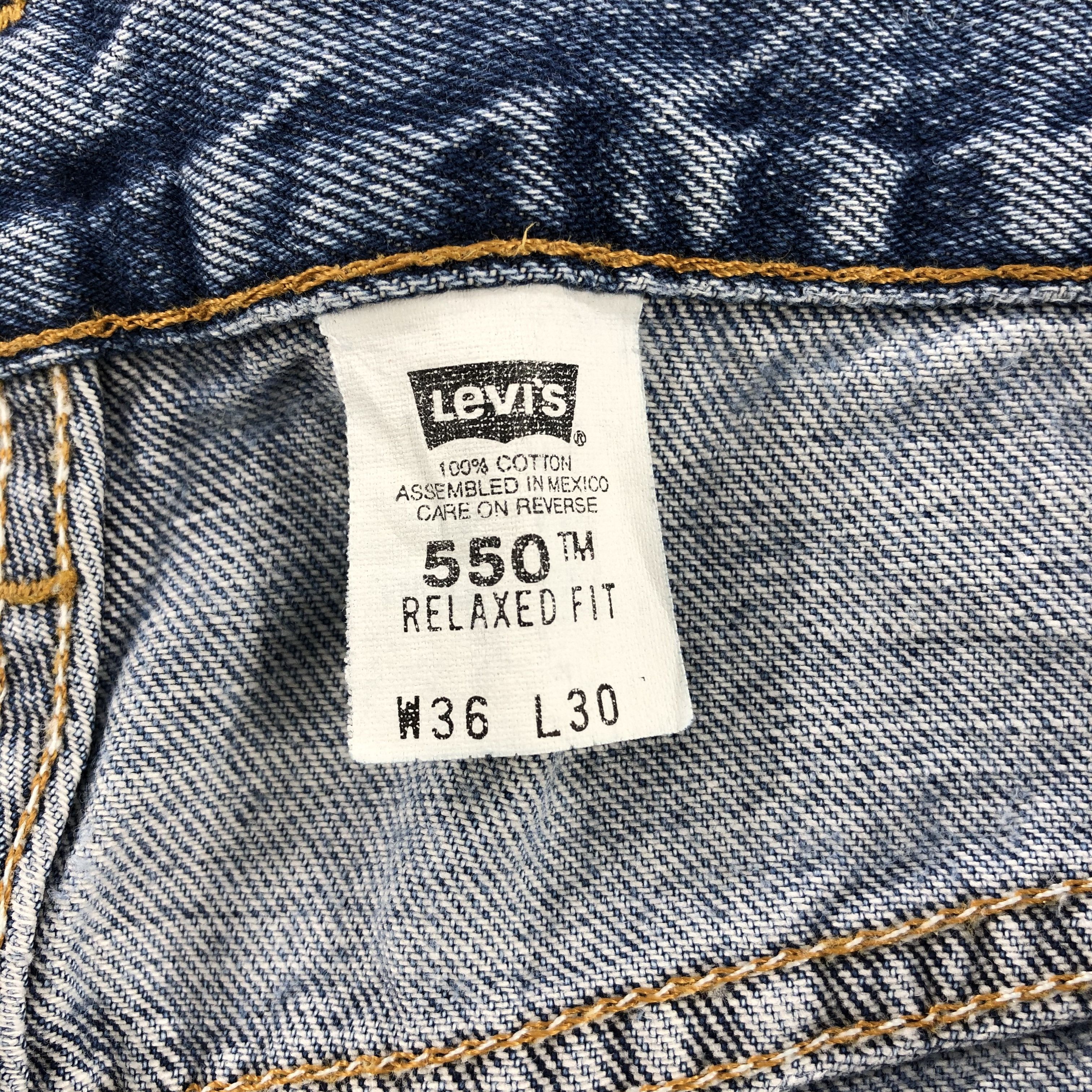 Levi's × Vintage Vintage 90s Blue Wash Levis 550 Jeans-JM1684 Size US 35 - 13 Thumbnail