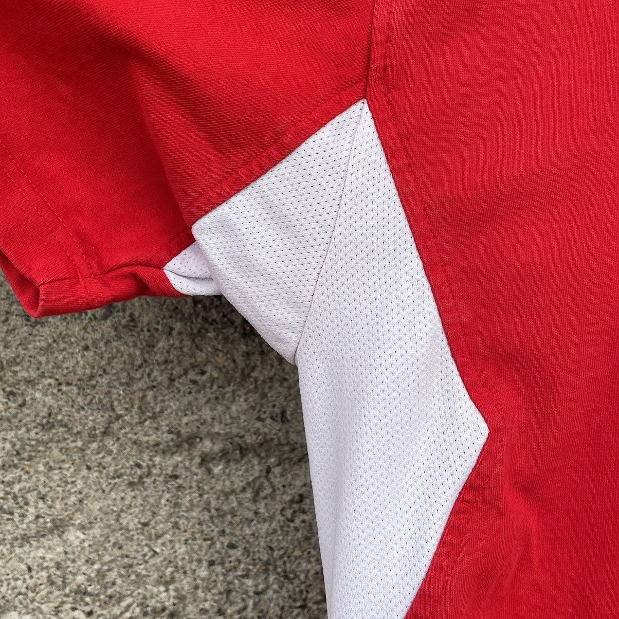 20471120 × Grailed × Hypebeast Vintage T-shirts British Lions Polo Rugby Big Logo Y2K 90s Size US XL / EU 56 / 4 - 8 Thumbnail