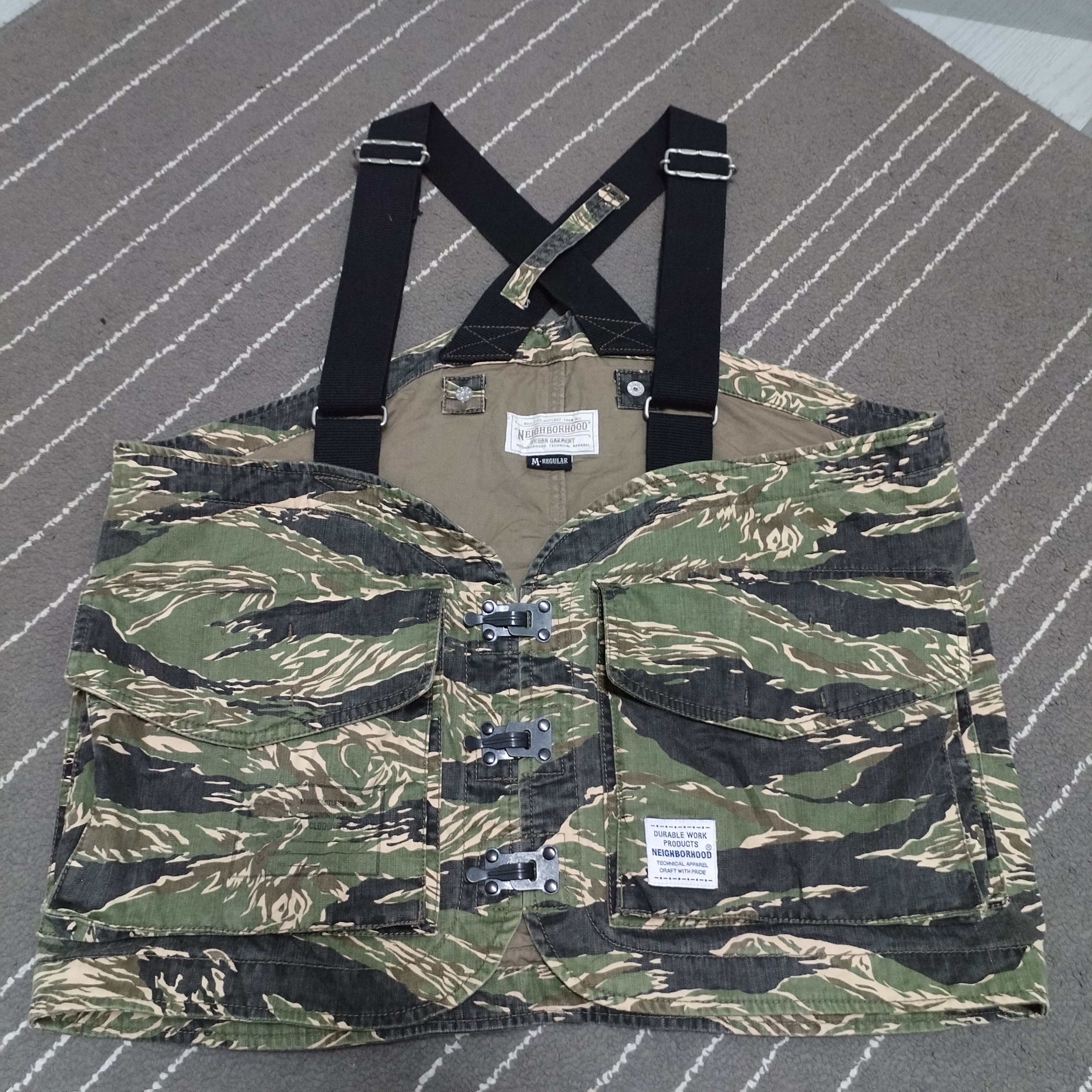 Neighborhood Pack tiger C-Vest